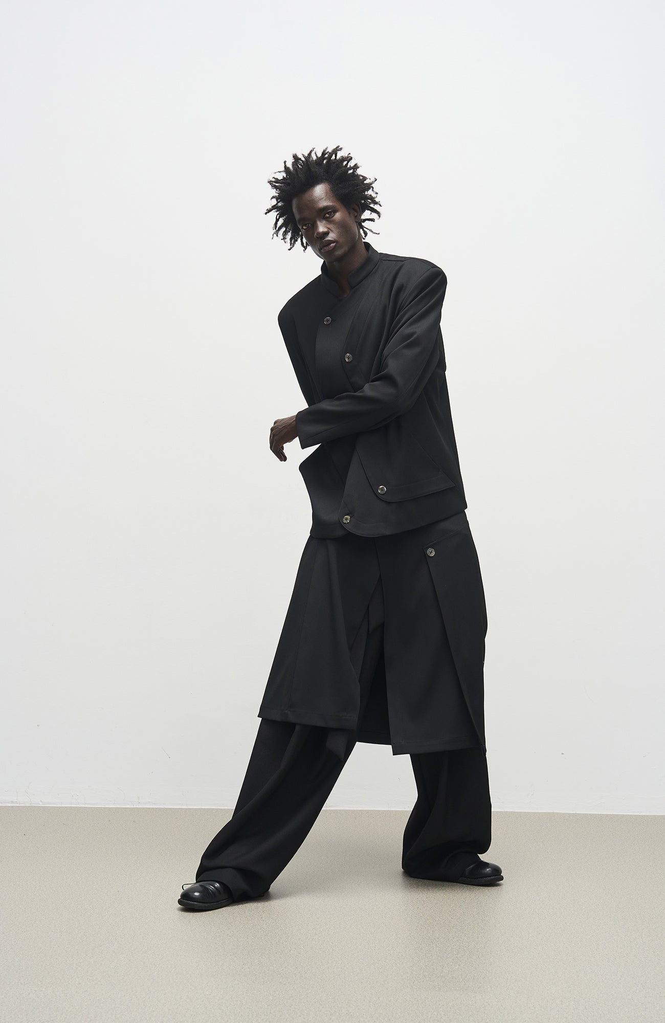 7440 37 1 Side Slit Overlay Skirt