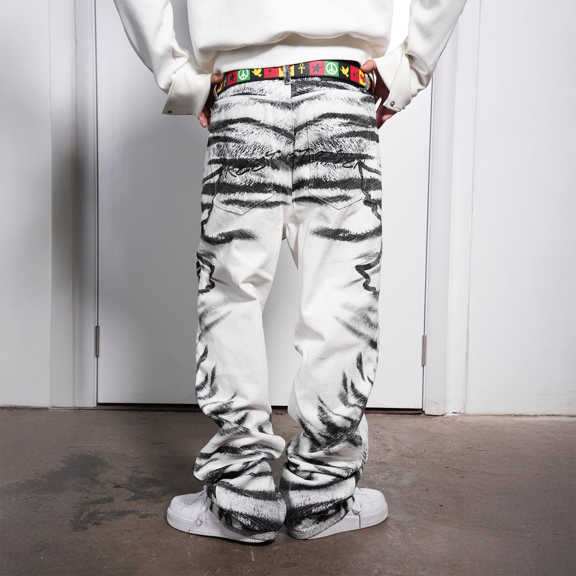 VINKID Tiger Camo Peace Dove Straight-Leg Pants