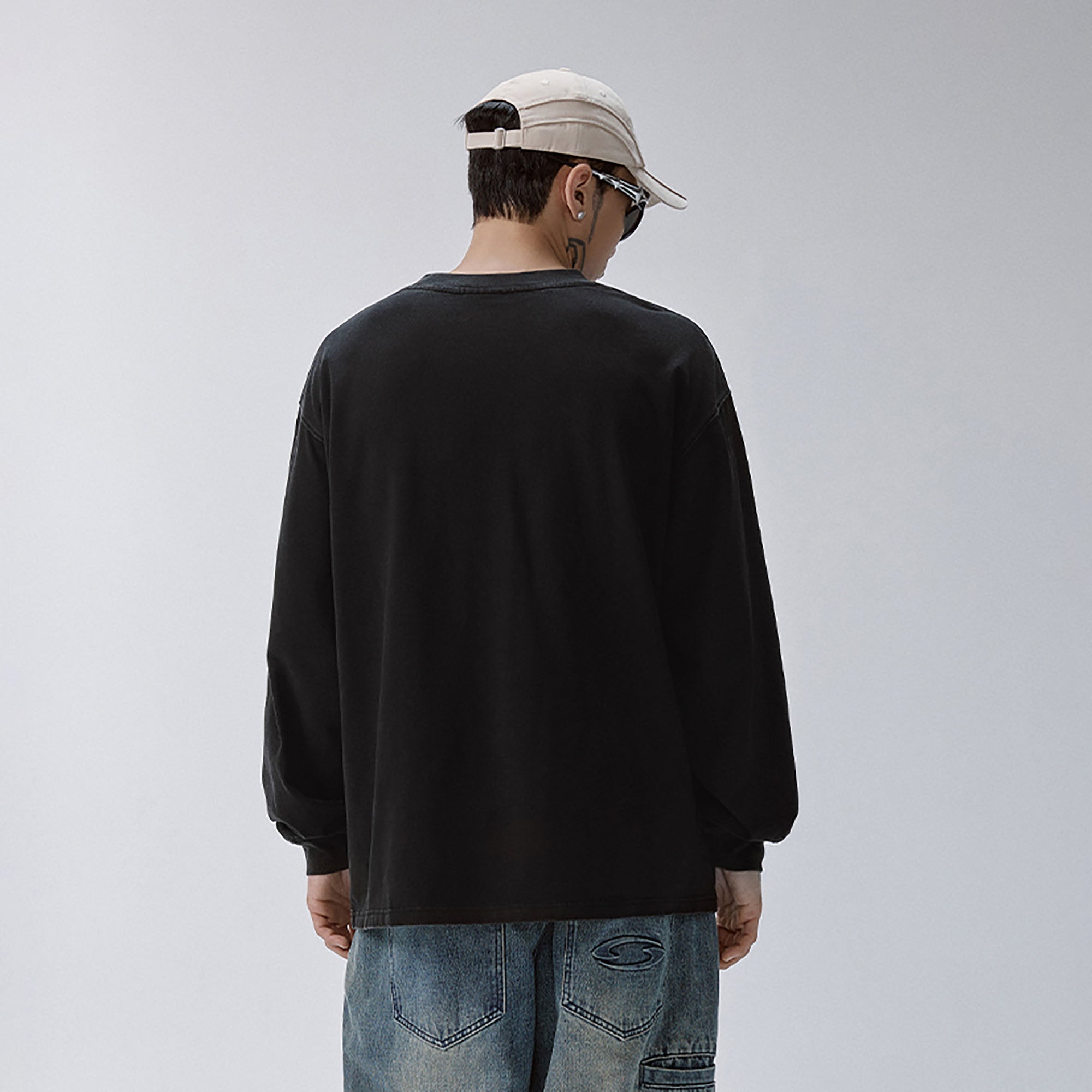 F2CE Gothic Knight Graphic Long-Sleeve Tee