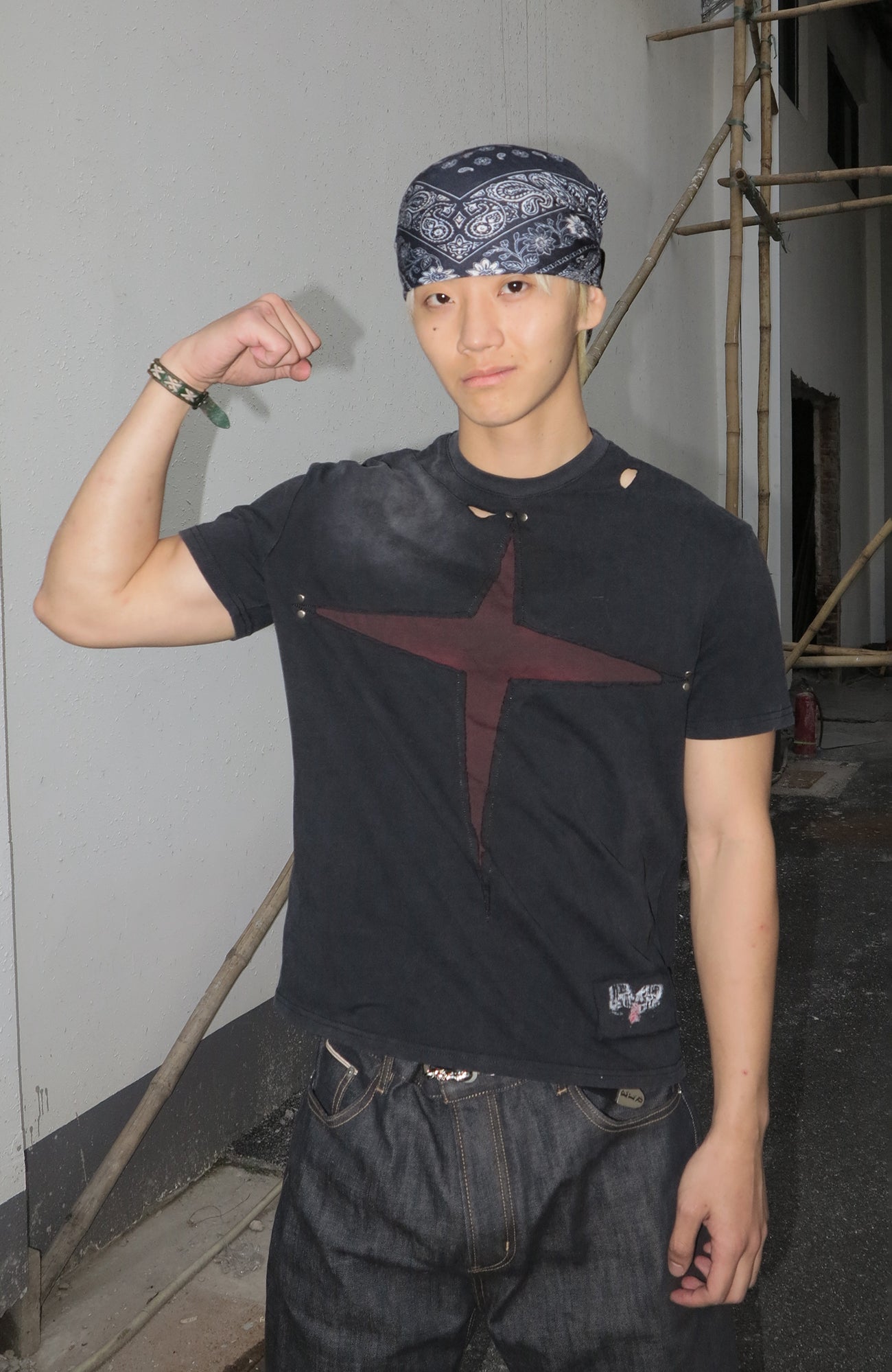 DREAM BAND Gothic Cross Cutout Tee