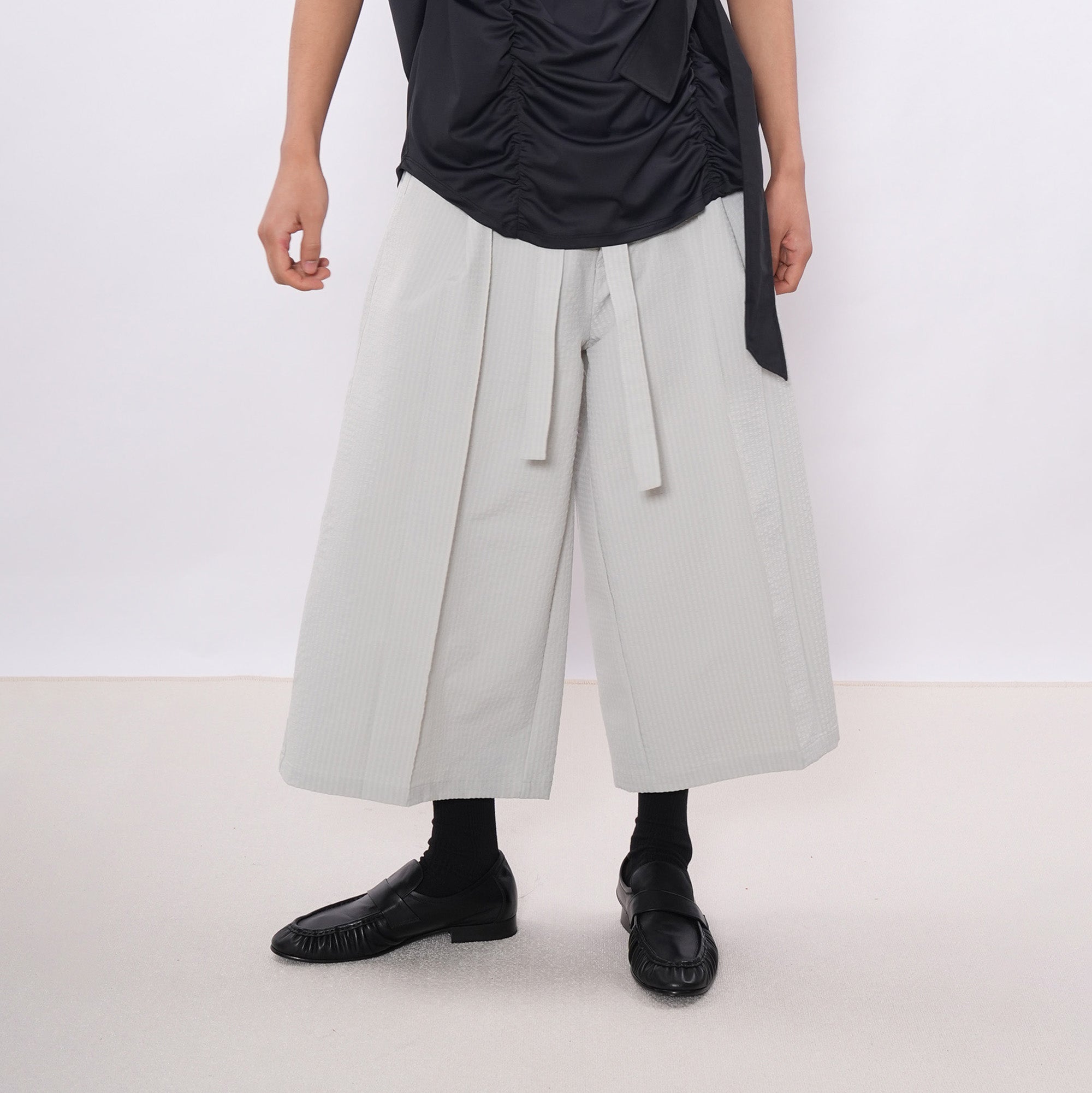 7440 37 1 Bubble-Texture Pleated Cropped Pants, premium urban and streetwear designers apparel on PROJECTISR.com, 7440 37 1