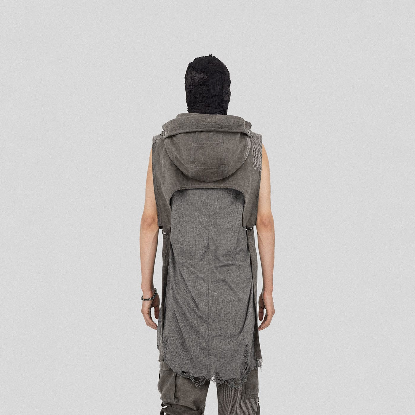 UNDERWATER Scavenger Hooded Vest, premium urban and streetwear designers apparel on PROJECTISR.com, UNDERWATER