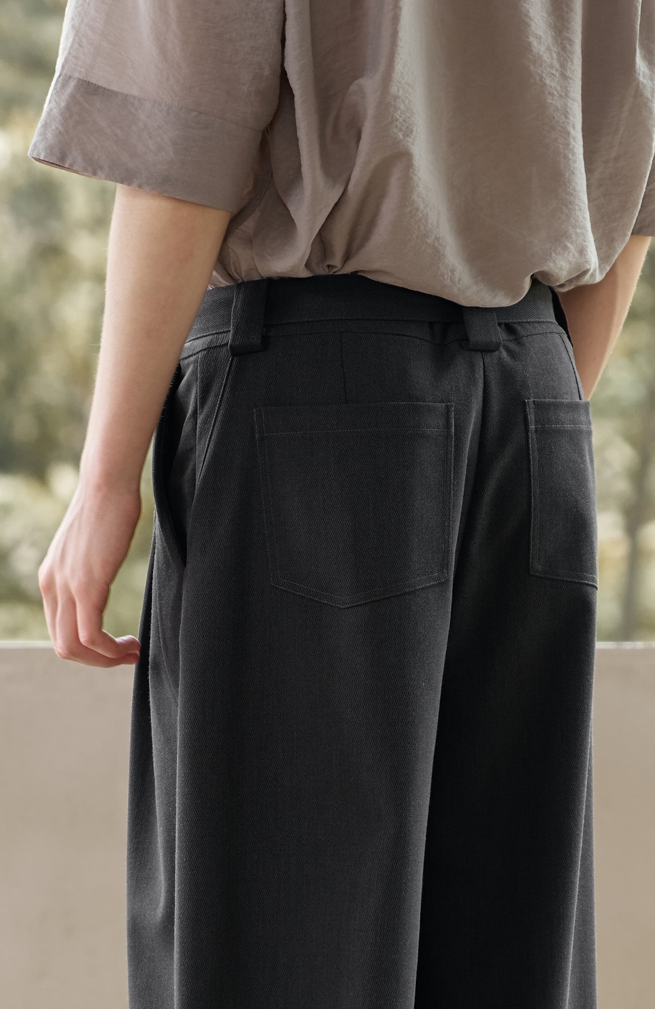 MOITIEDEPETALE Minimal Wrap Belt Curved-Leg Trousers