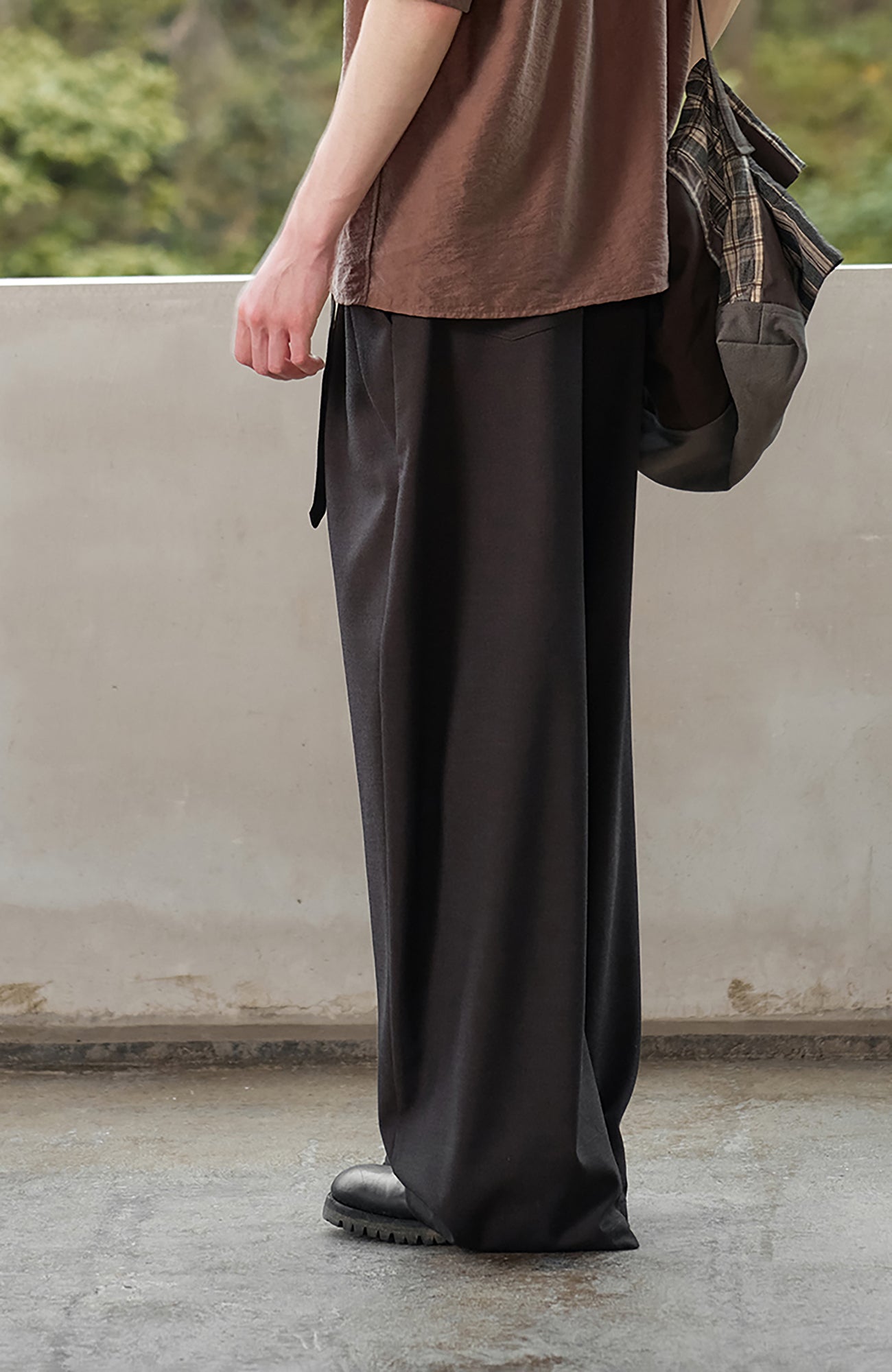 MOITIEDEPETALE Minimal Wrap Belt Curved-Leg Trousers