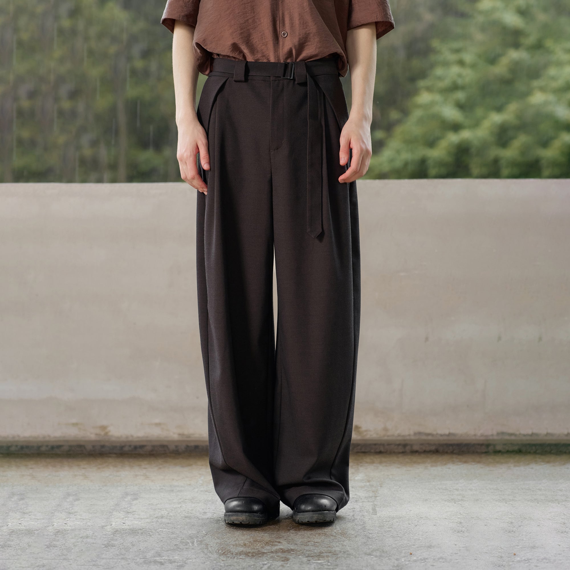 MOITIEDEPETALE Minimal Wrap Belt Curved-Leg Trousers