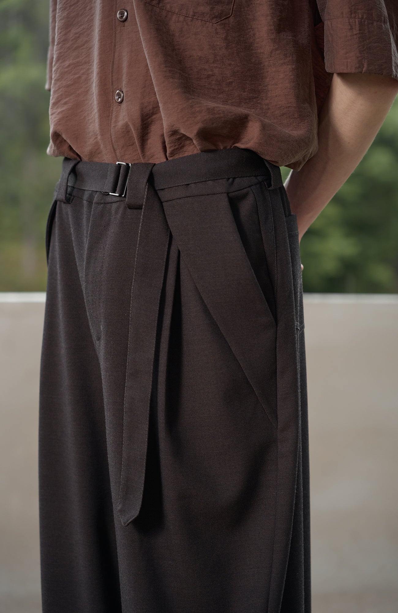 MOITIEDEPETALE Minimal Wrap Belt Curved-Leg Trousers