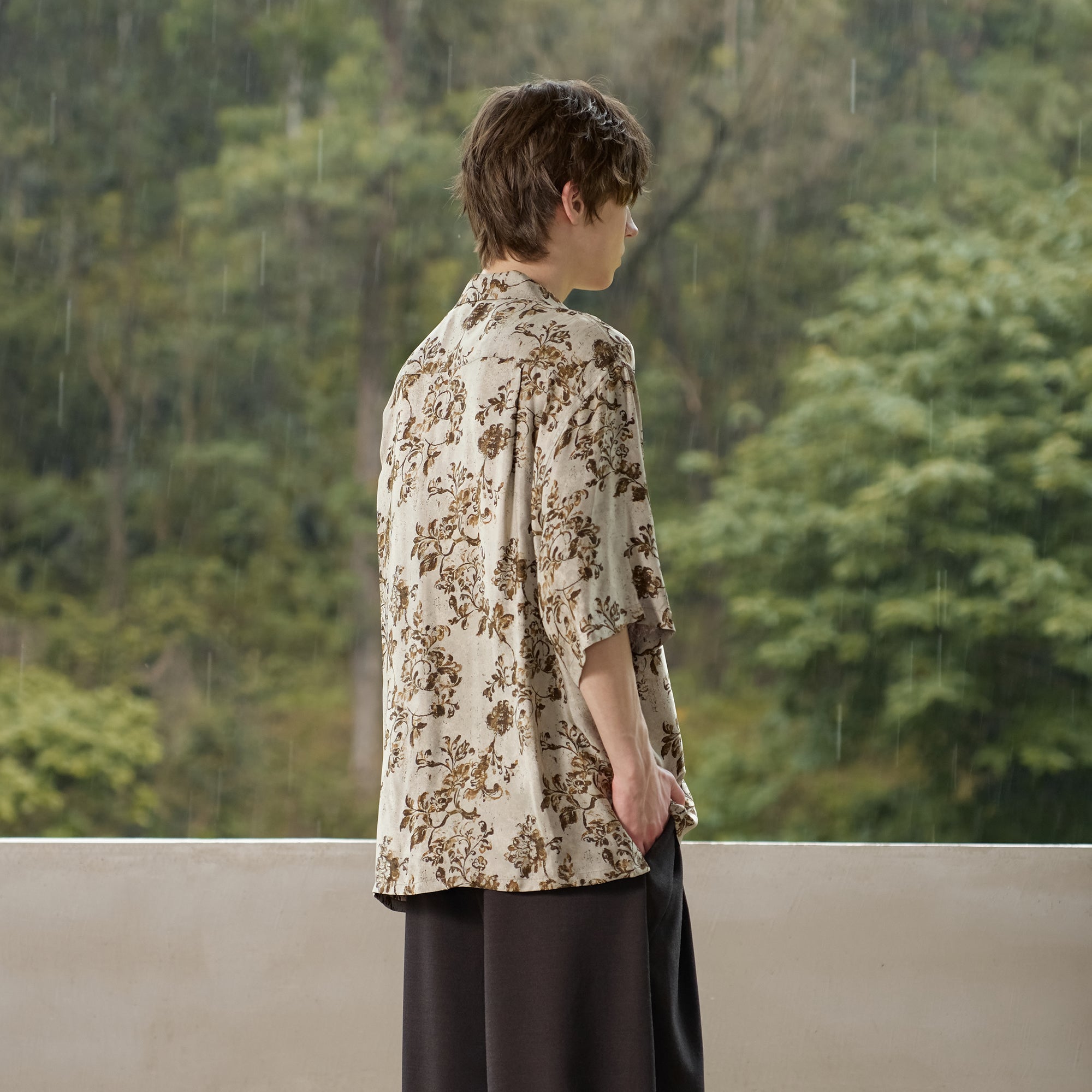 MOITIEDEPETALE Retro Floral Cupro-Blend Half Shirt