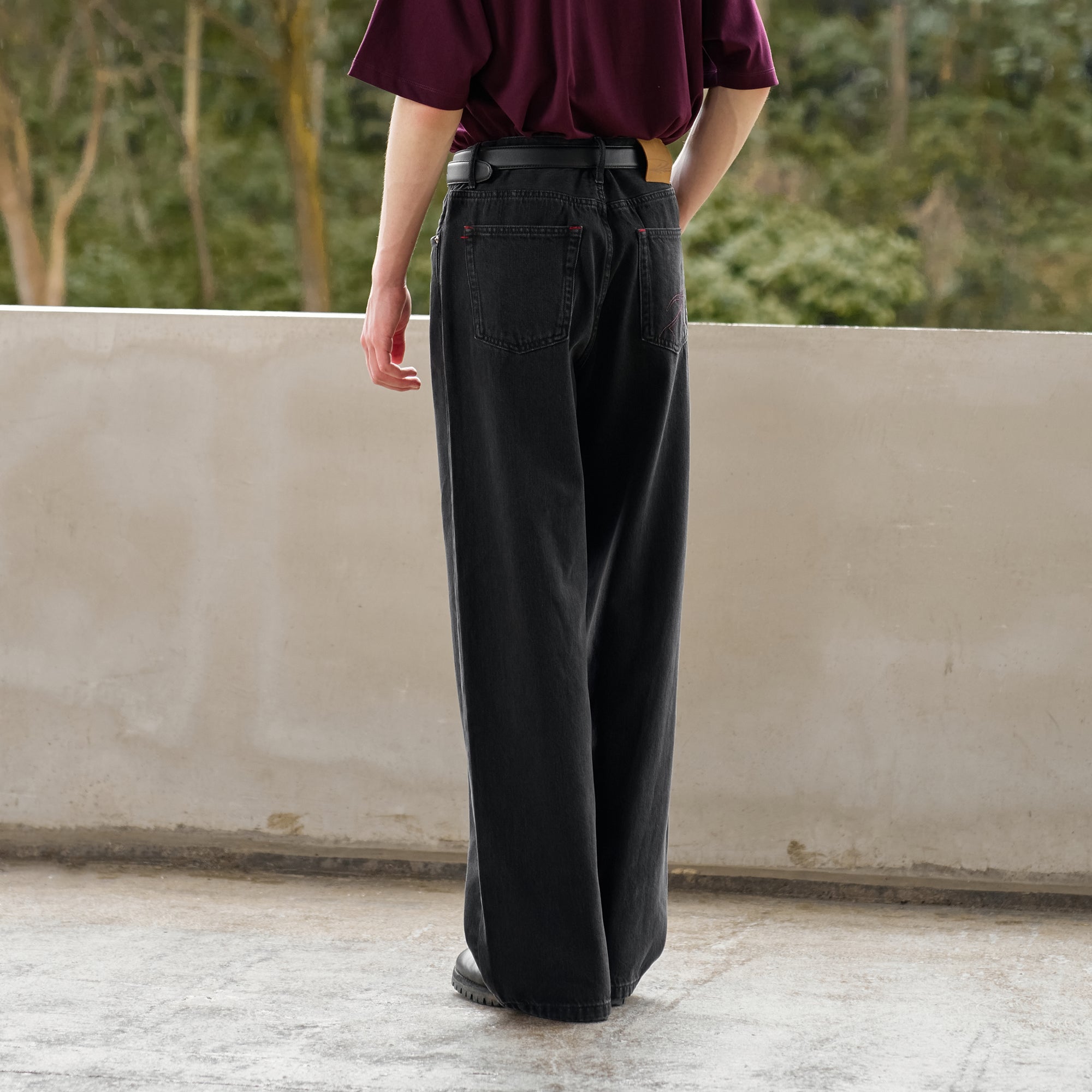 MOITIEDEPETALE Music Note Embroidered Straight-Leg Jeans