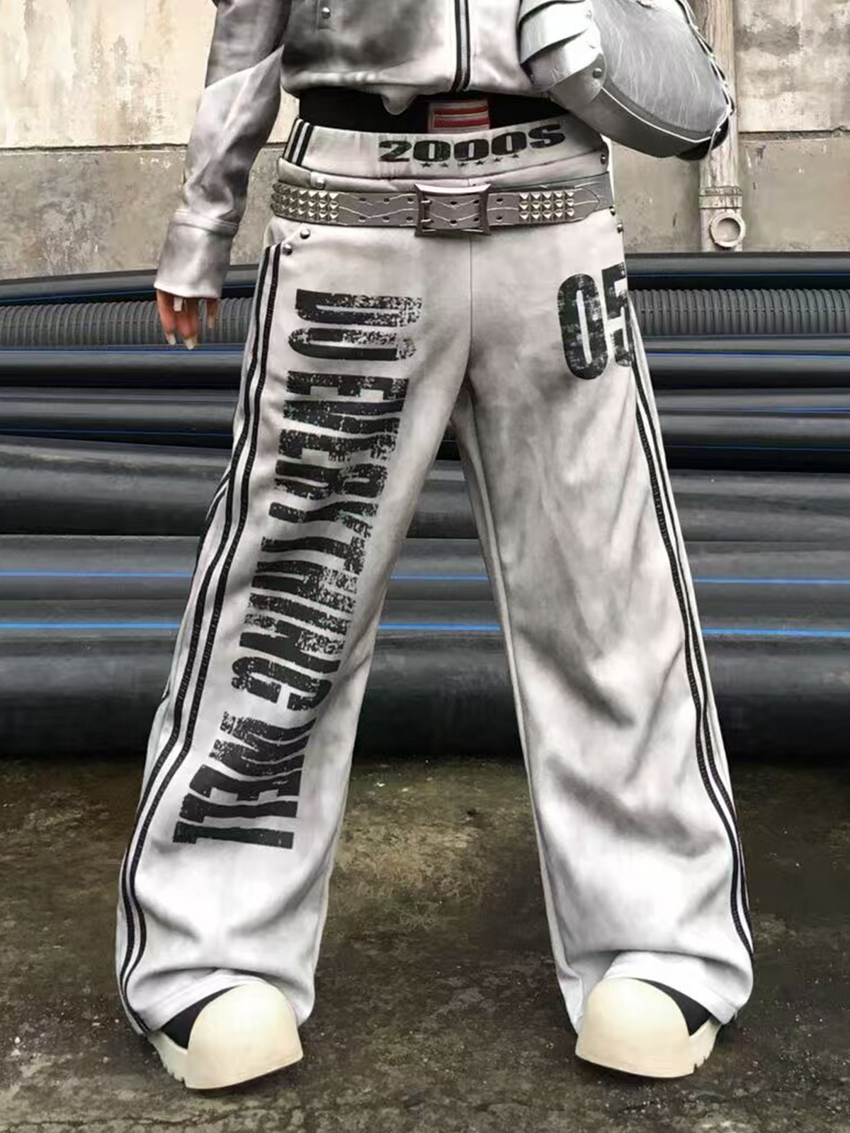 DETW Washed Graphic Double-Waistband Sweatpants
