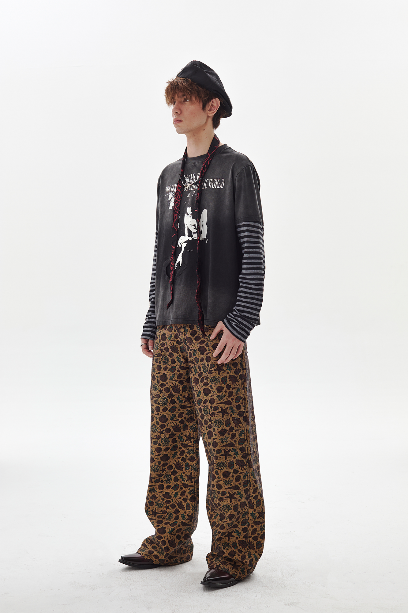 PASET Retro Portrait Graphic Layered Long-Sleeve Tee
