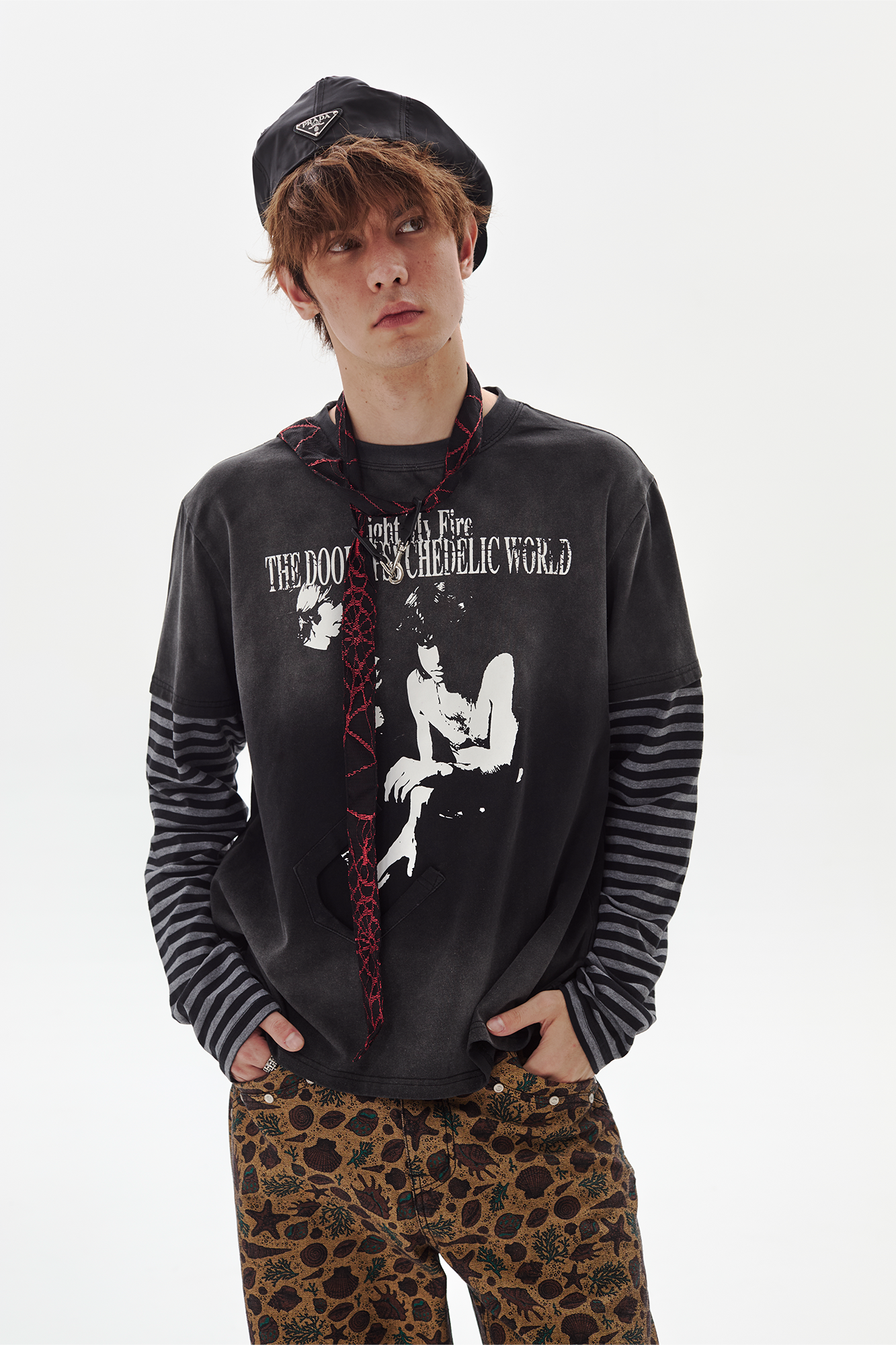 PASET Retro Portrait Graphic Layered Long-Sleeve Tee