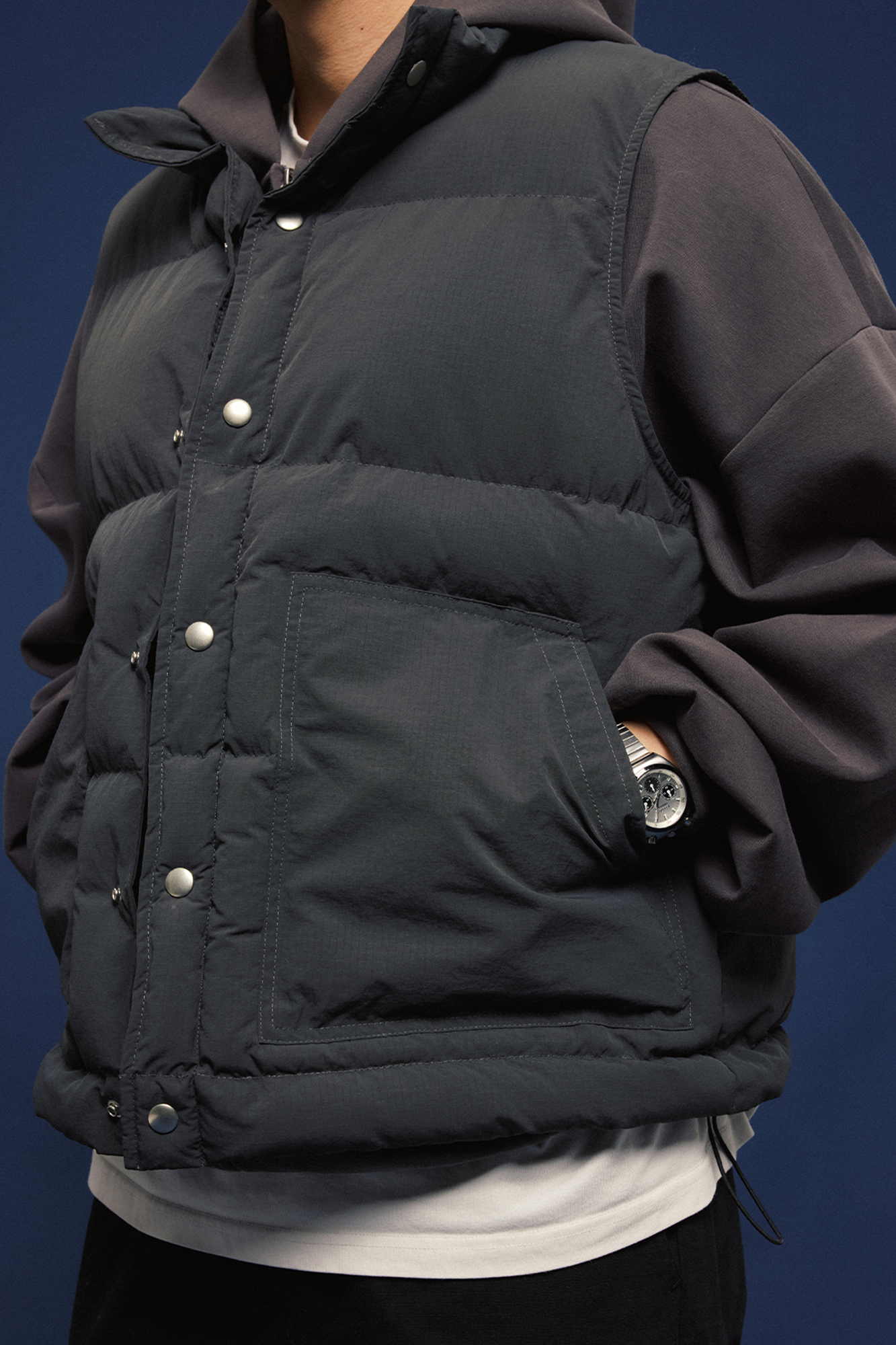 BANANA CLUB Essential Snap Down Vest