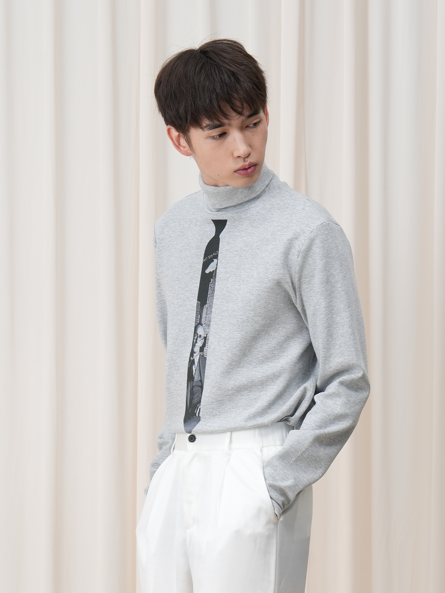 OUYANG WENJUN Tie-Graphic Turtleneck Long-Sleeve Tee