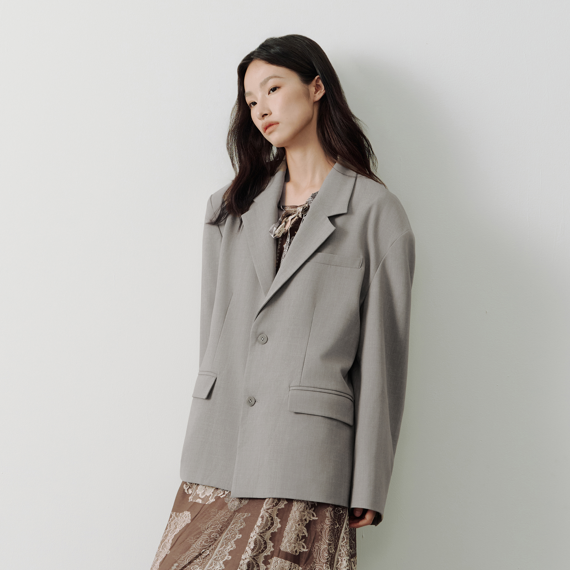 SAME FLOW Classic V-Neck Tailored Blazer
