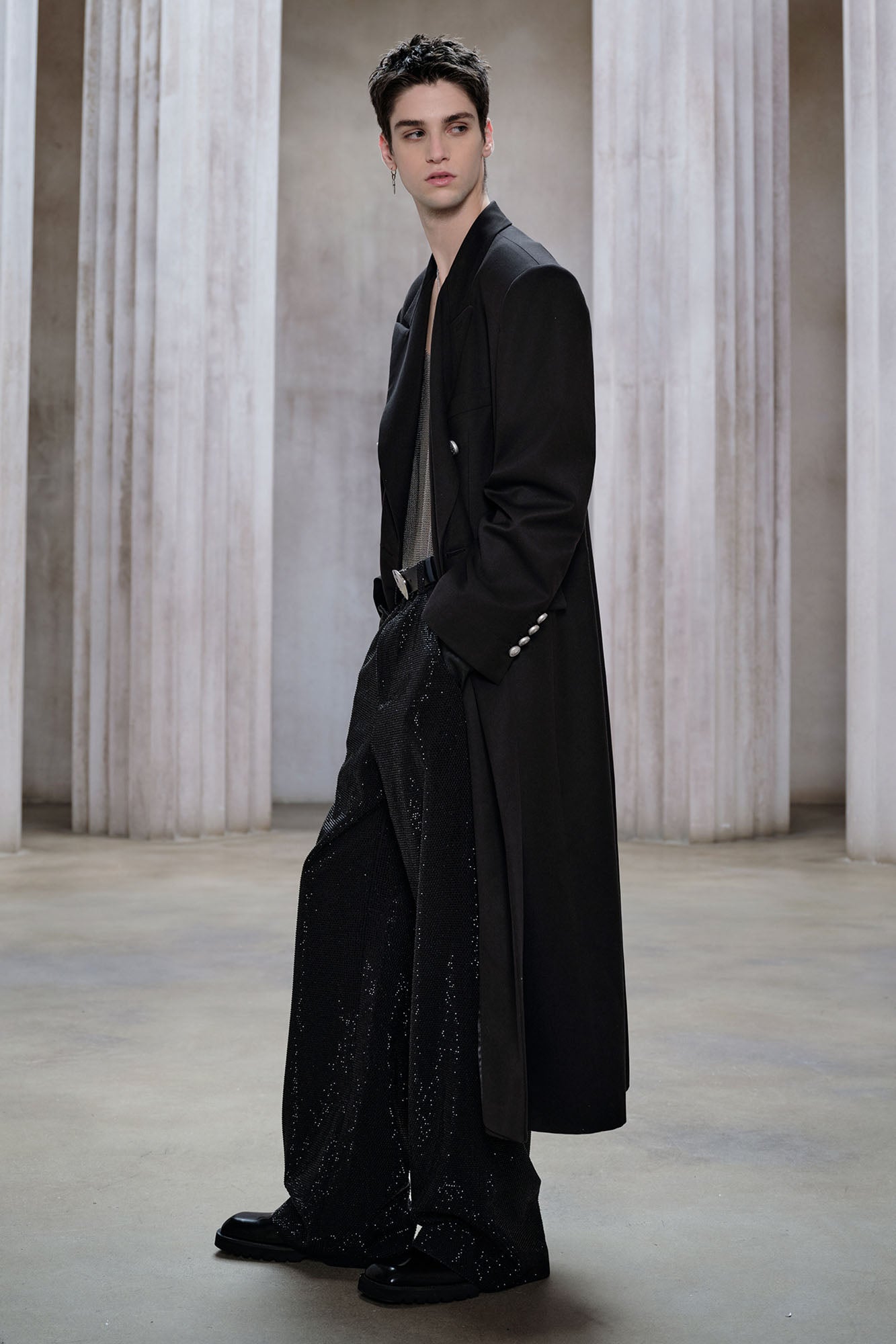 FACEONLAB Structured Double-Breasted Overcoat, premium urban and streetwear designers apparel on PROJECTISR.com, FACEONLAB