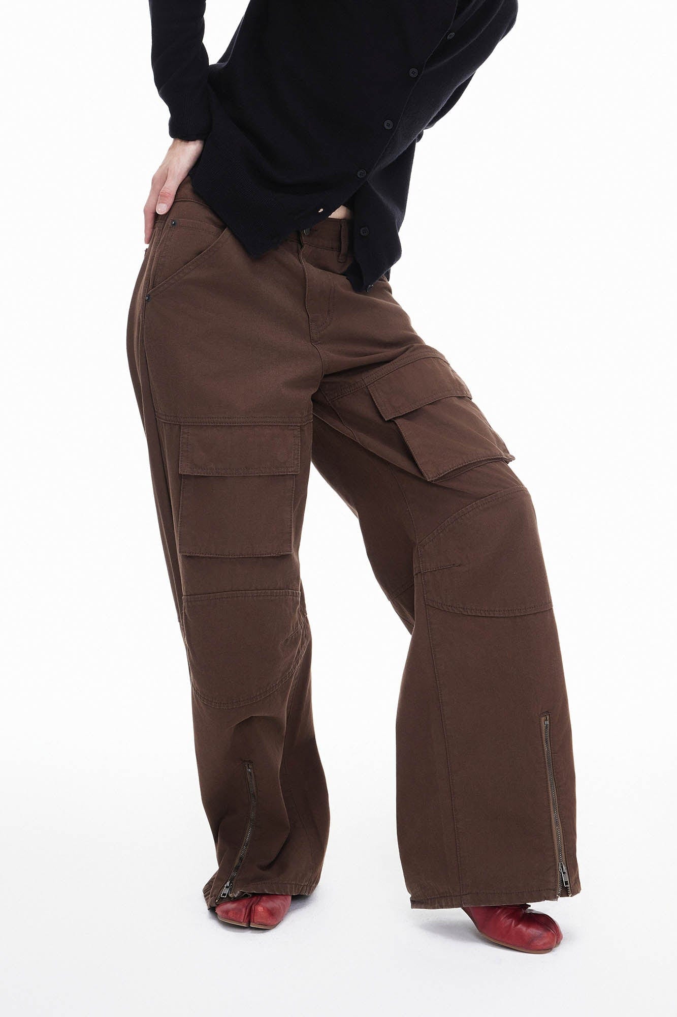 ARTIFICIAL WORLD Zip-Hem Multi-Pocket Wide-Leg Cargo