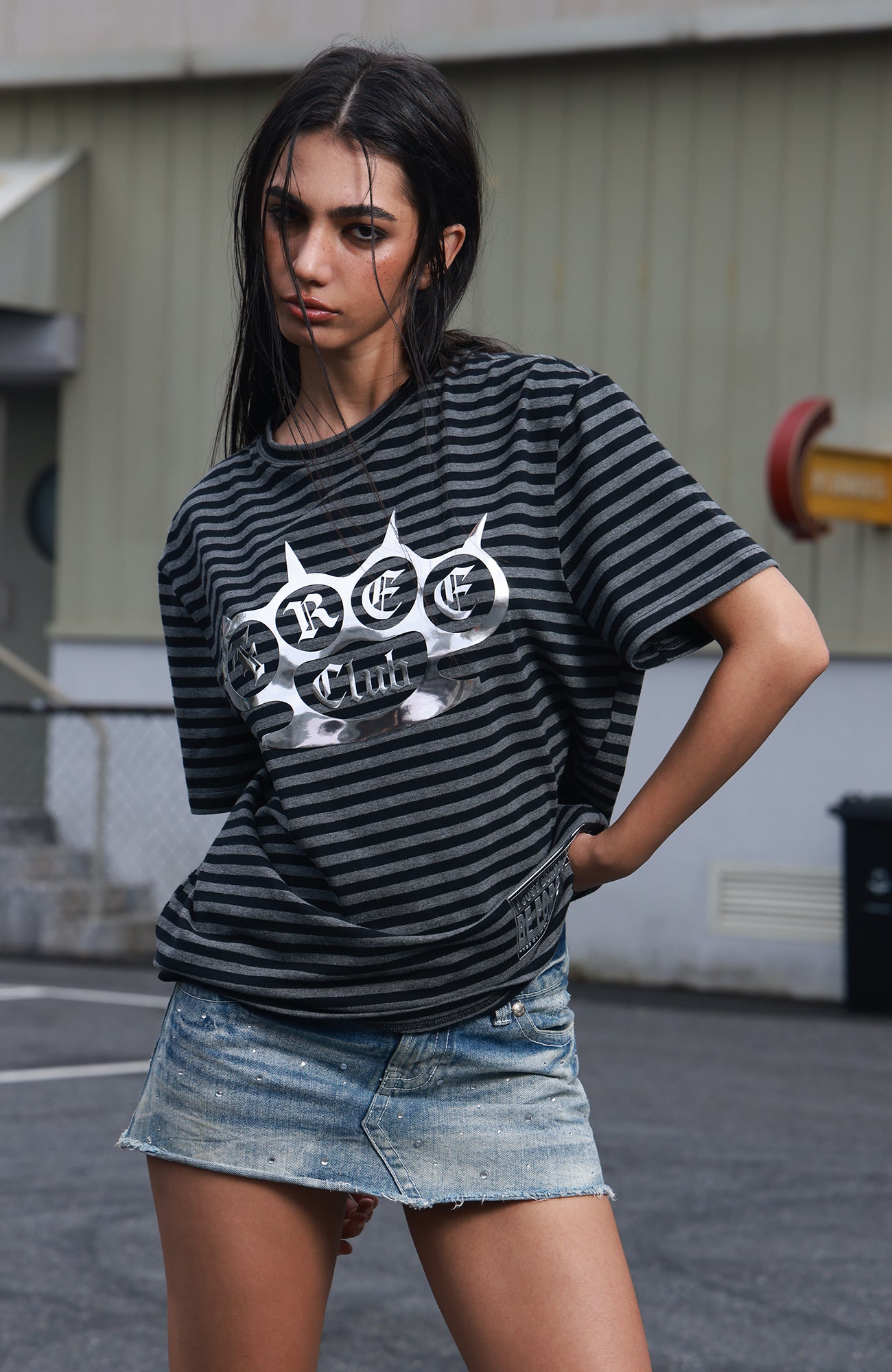 SAVAGEGROWTHWORLD Silver Foil Graphic Stripe T-Shirt