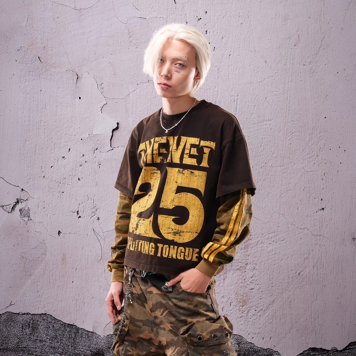 THEWET Camo Washed Layered Long-Sleeve Tee