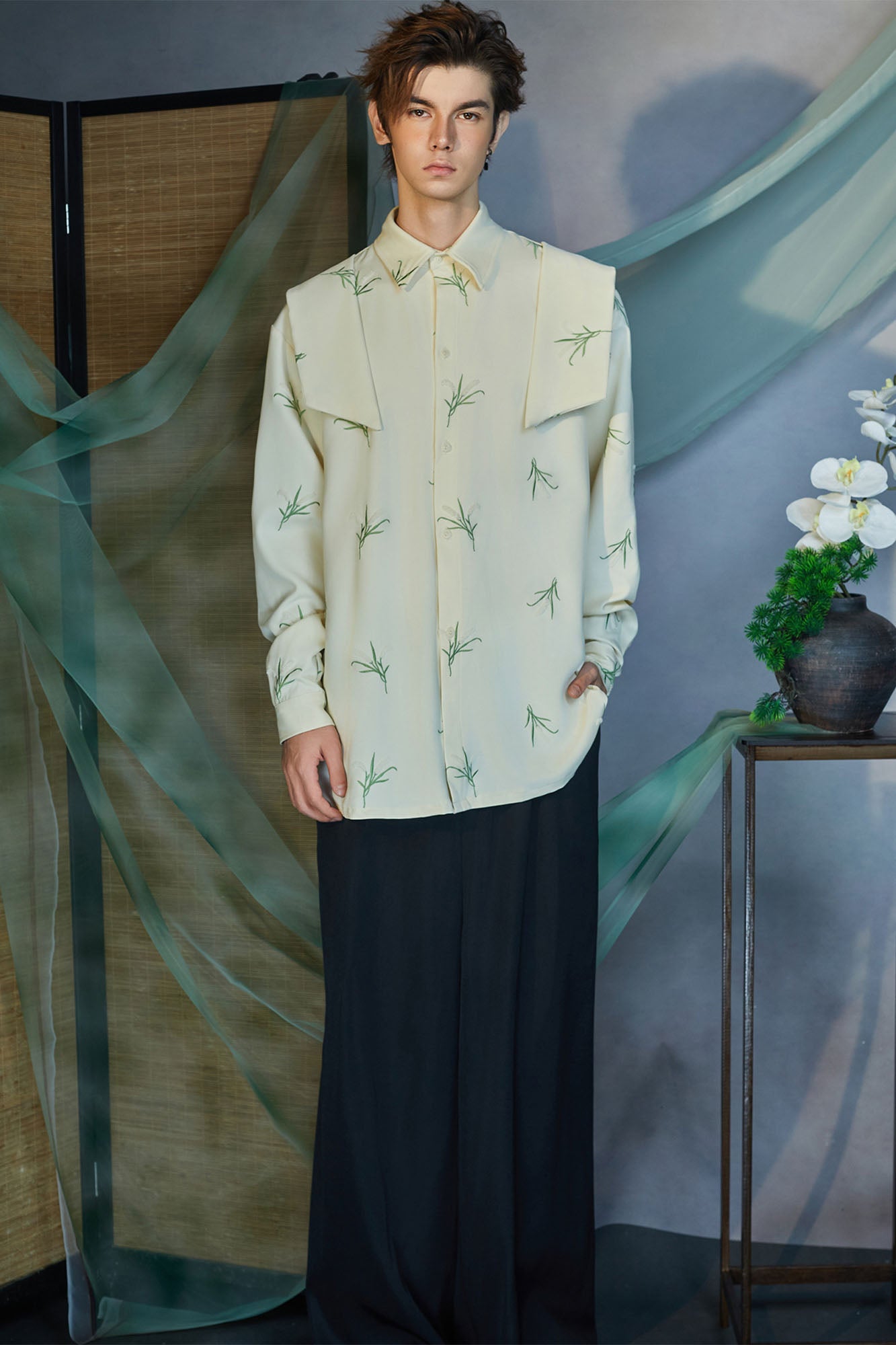 JIECHI Botanic Embroidery Bow Back Shirt, premium urban and streetwear designers apparel on PROJECTISR.com, JIECHI