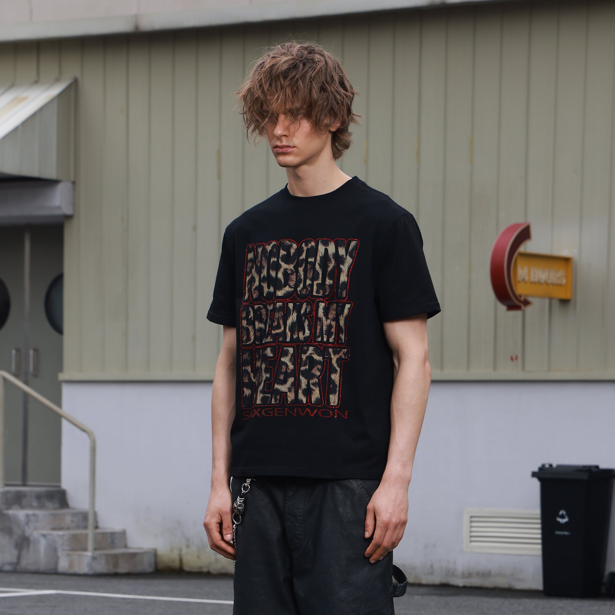 SAVAGEGROWTHWORLD Leopard Diamond Graphic T-Shirt