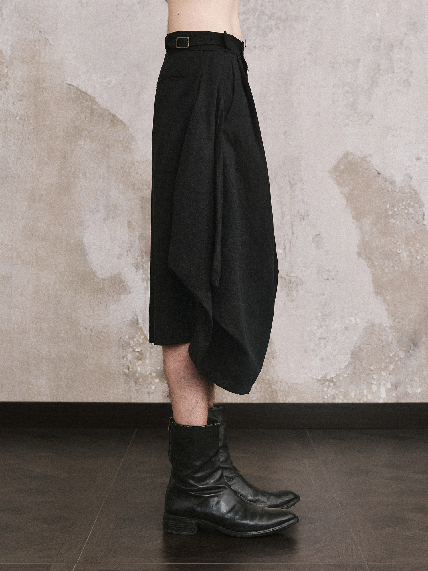 ILNya Nieternite Nifutur Button Lyocell-Blend Jodhpur Shorts