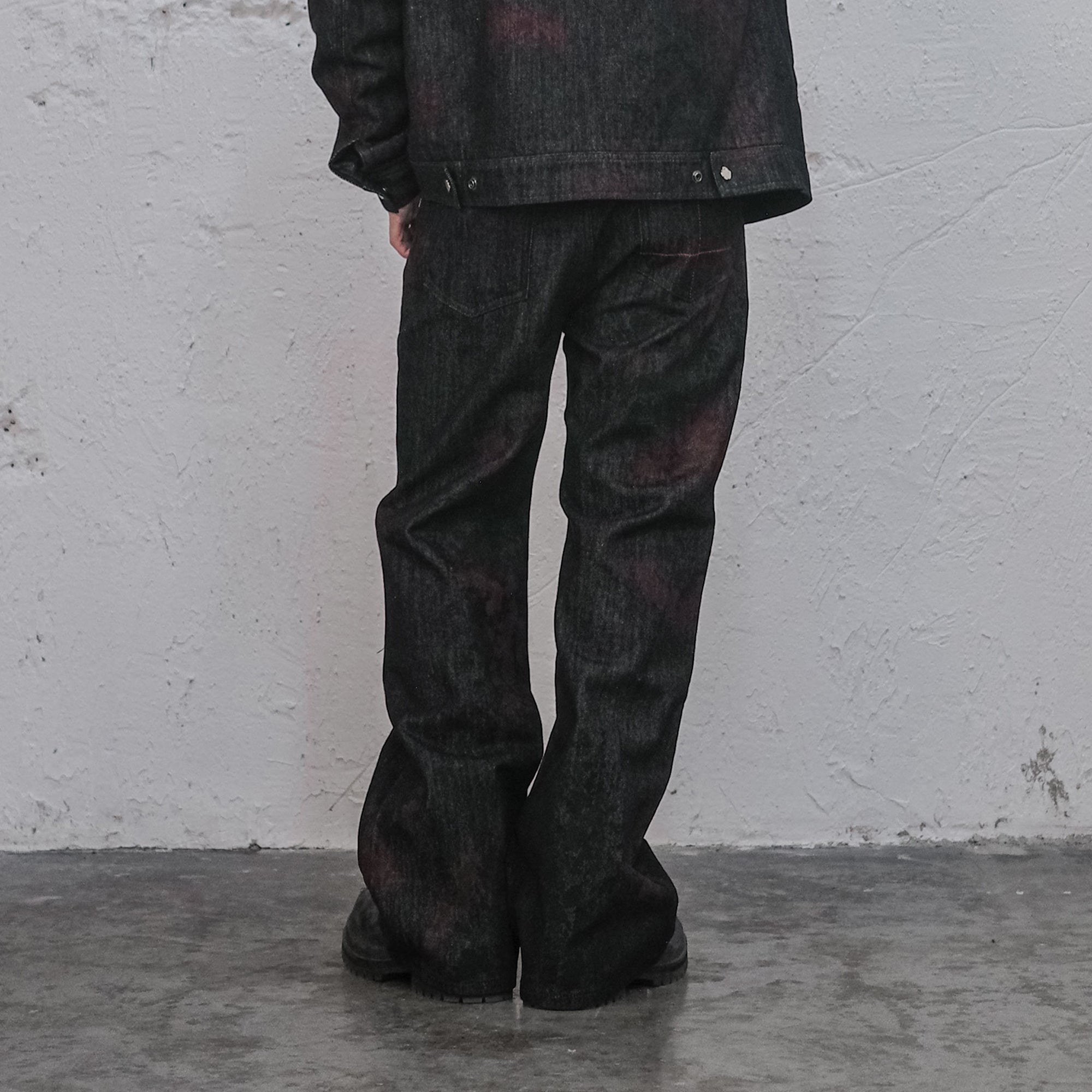 UNDERWATER Bloodstained Raw Flared Denim Pants
