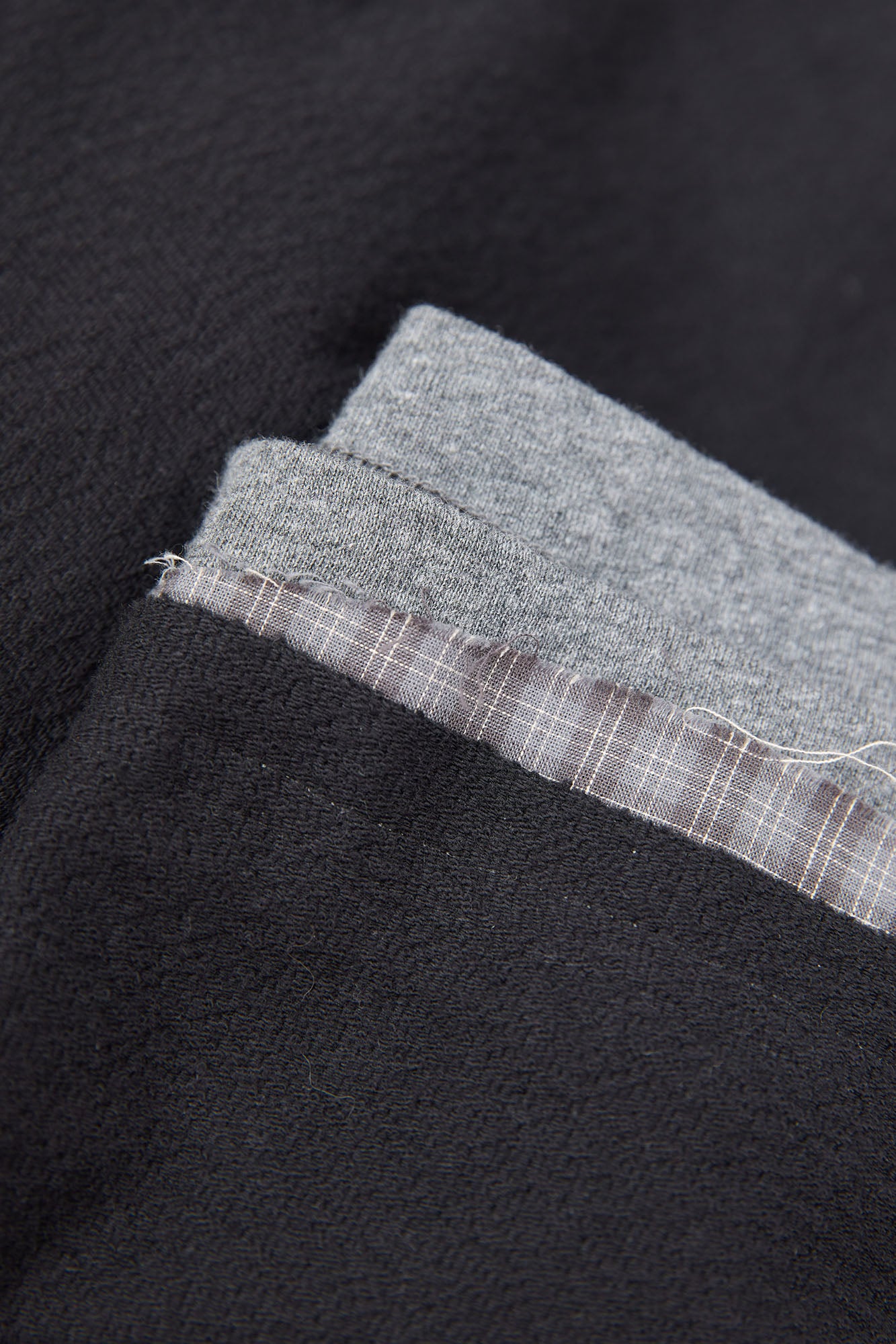 RELABEL Detachable Snood Hood Spliced Long-Sleeve Tee