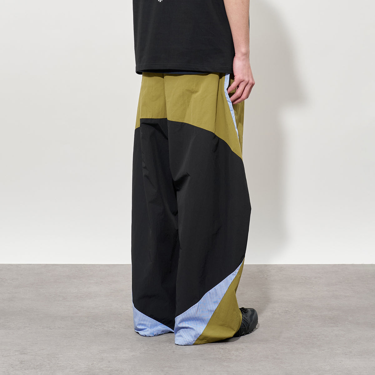 FMACM Curved Spliced Pleate Pants