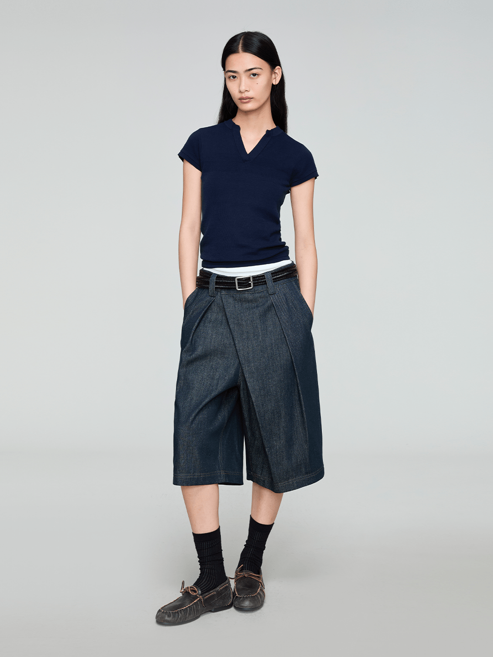 OPICLOTH Washed Asymmetric Fly Pleated Denim Shorts OPICLOTH Washed Asymmetric Fly Pleated Denim Shorts