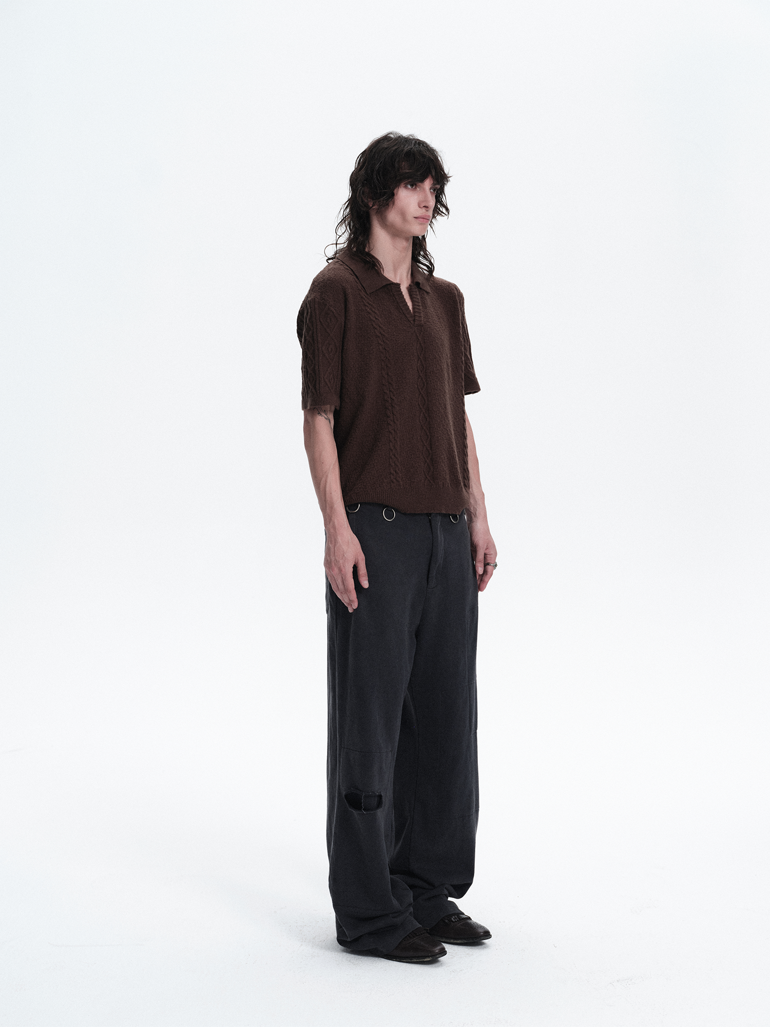 RICHILL Ring Detail Coin Button Distressed Pants