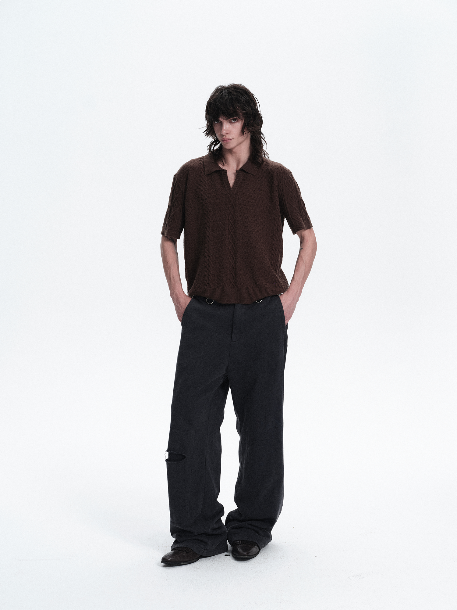 RICHILL Ring Detail Coin Button Distressed Pants