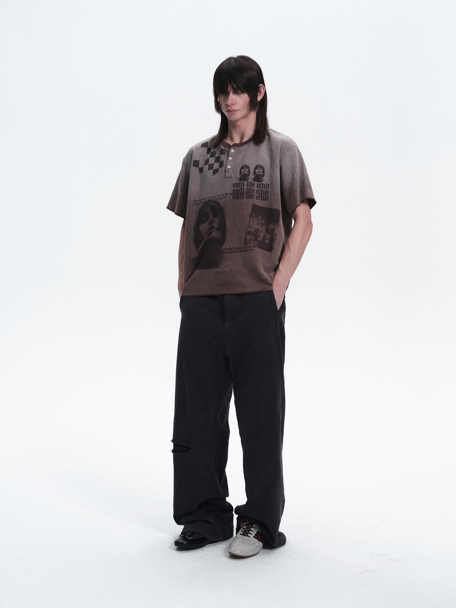 RICHILL Waffle Portrait Gradient Graphic Tee