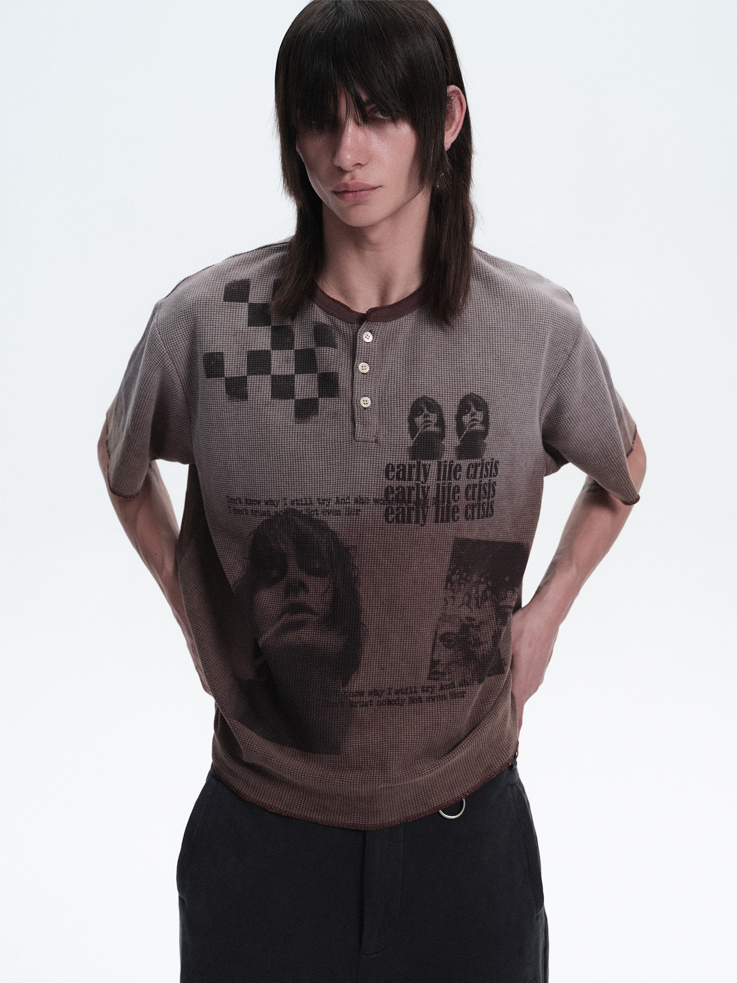 RICHILL Waffle Portrait Gradient Graphic Tee