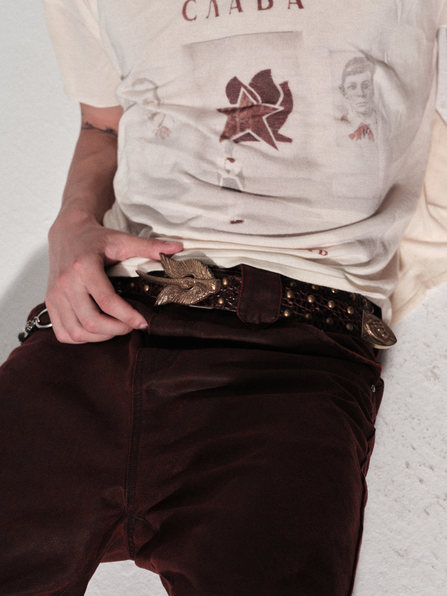 RICHILL Bronze Wing Emblem Cracked Leather Belt