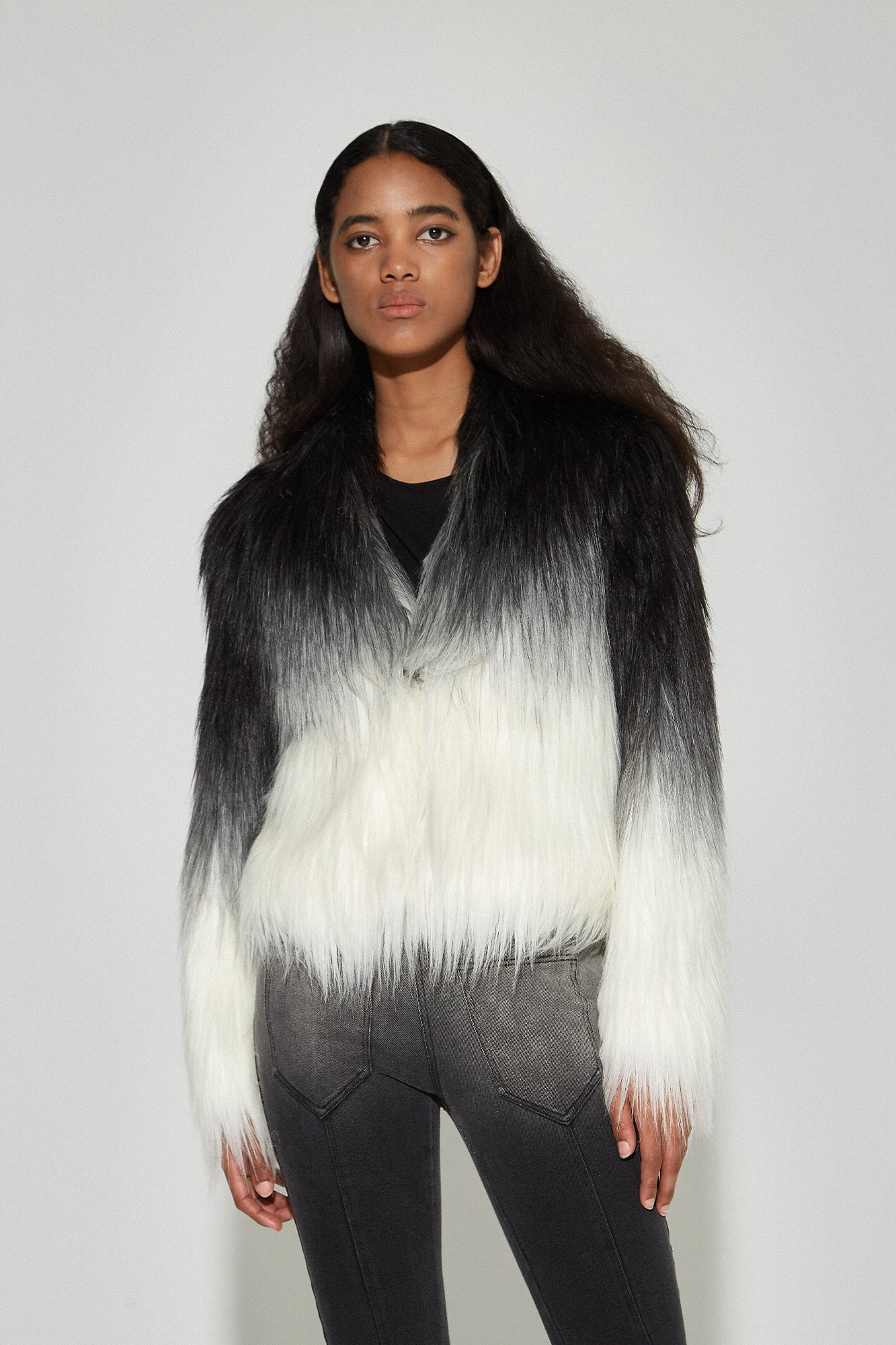 VANN VALRENCE Ombre V-Neck Faux Fur Jacket