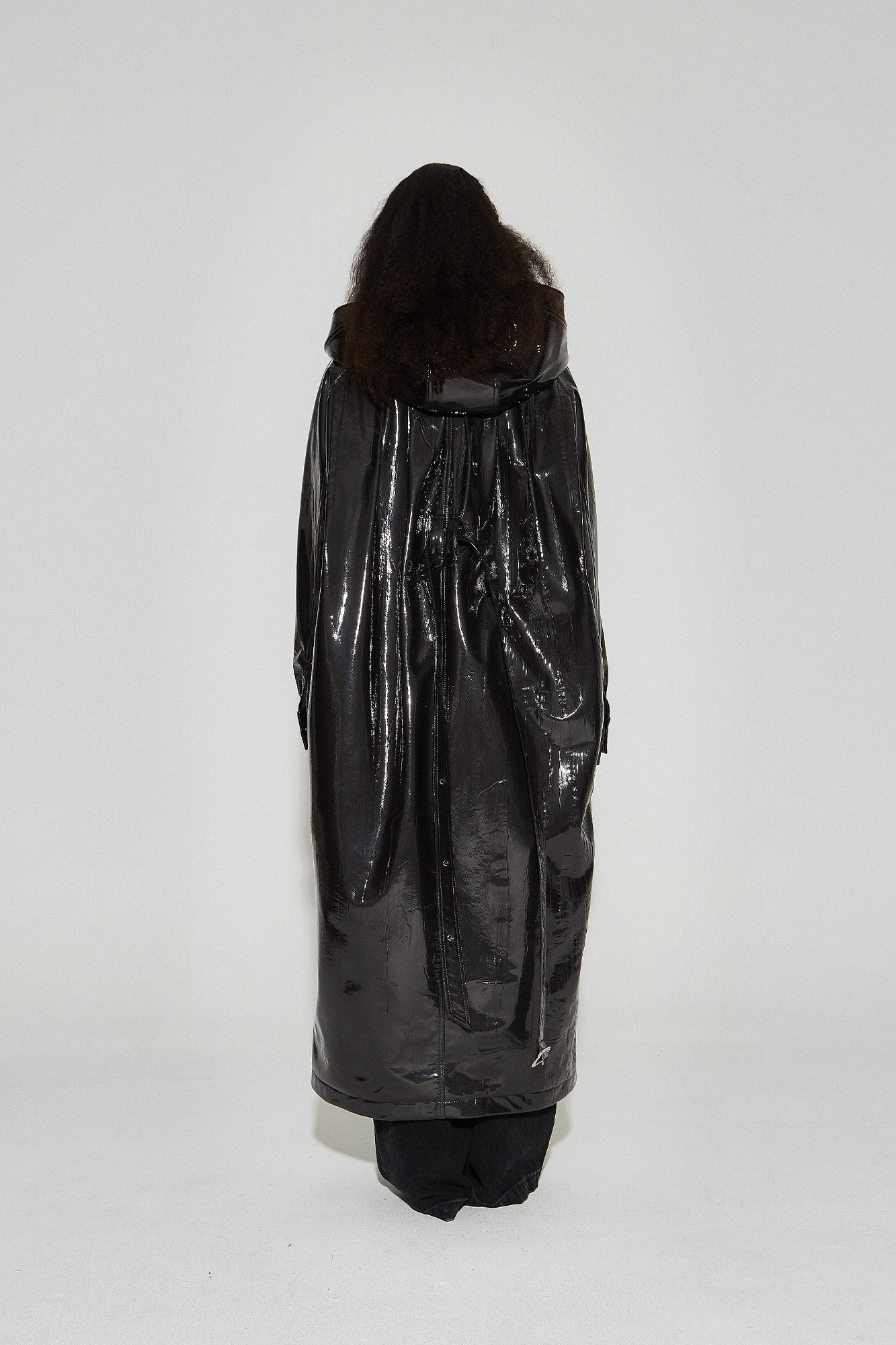 VANN VALRENCE Glossy Belted Hooded Padded Long Coat