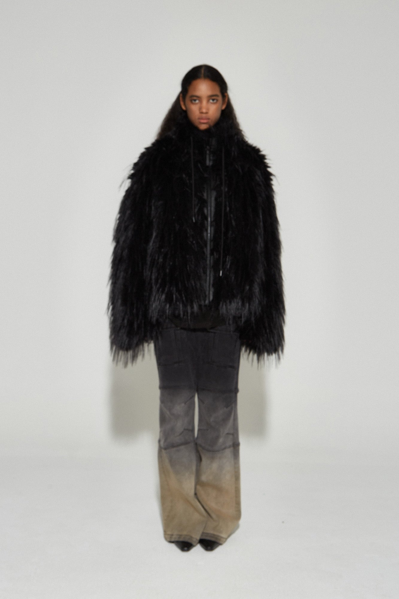VANN VALRENCE Shaggy Layer Faux Fur Jacket