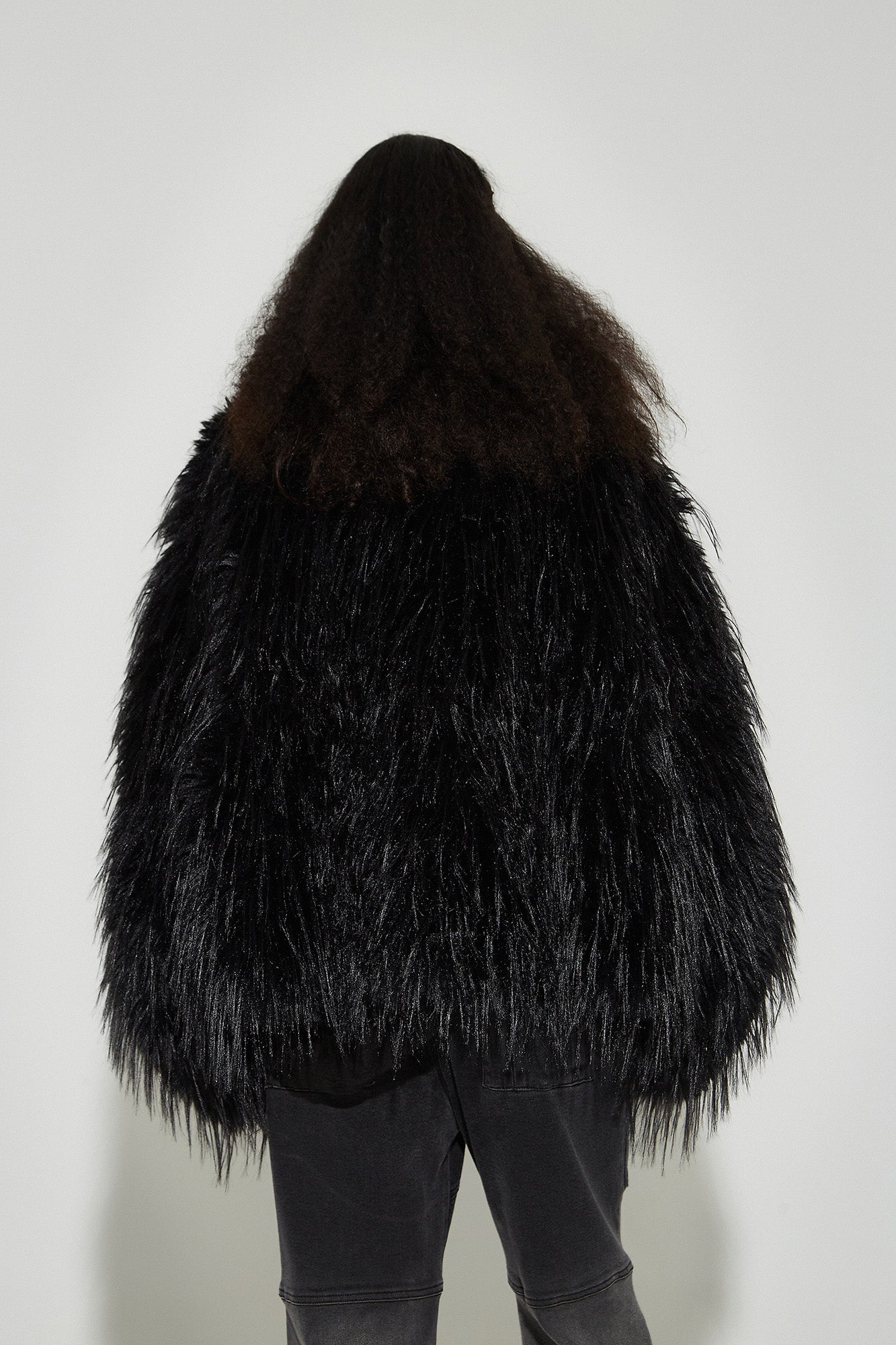 VANN VALRENCE Shaggy Layer Faux Fur Jacket