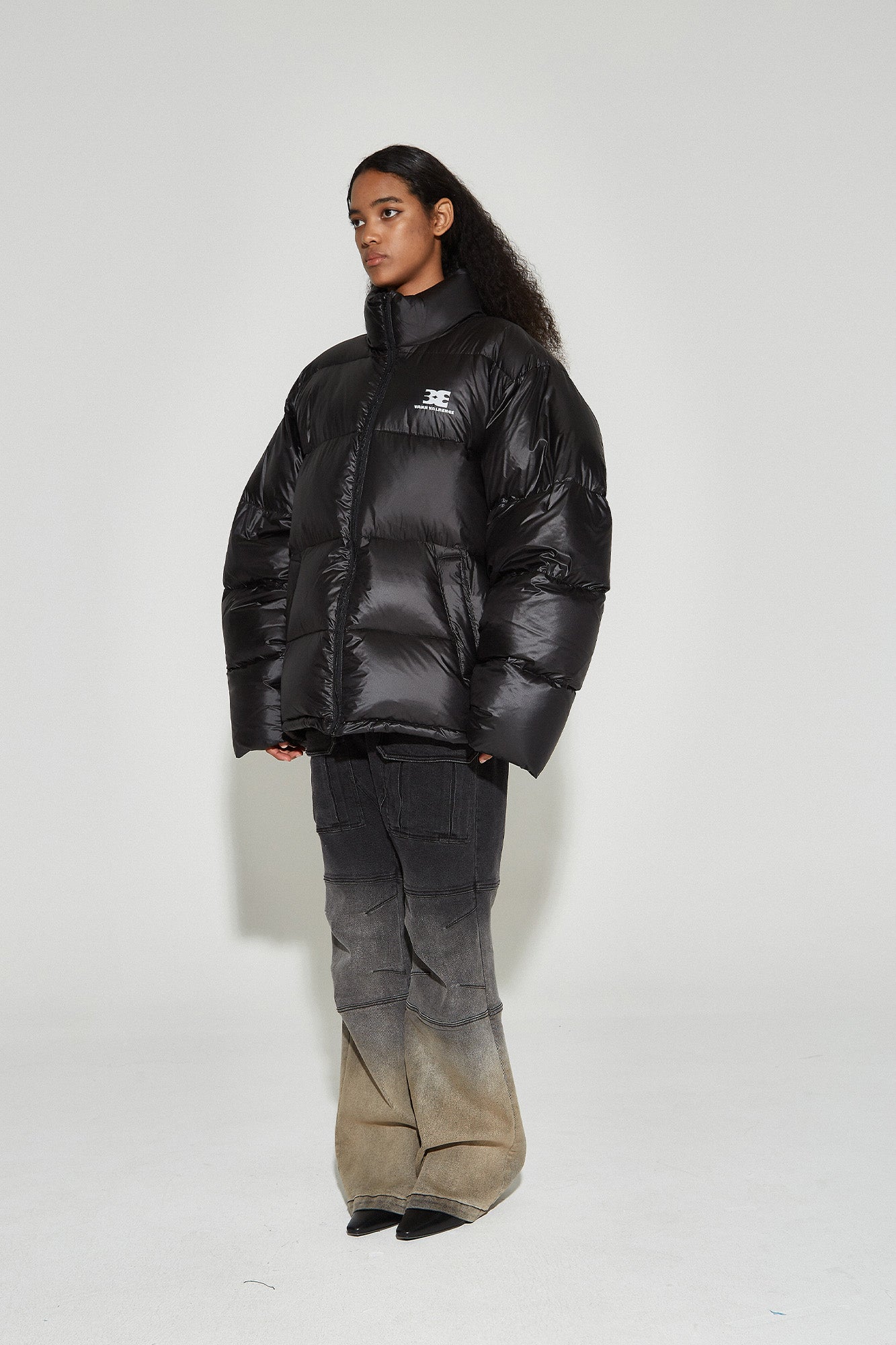 VANN VALRENCE Classic Stand-Collared Duck-Down Oversized Jacket