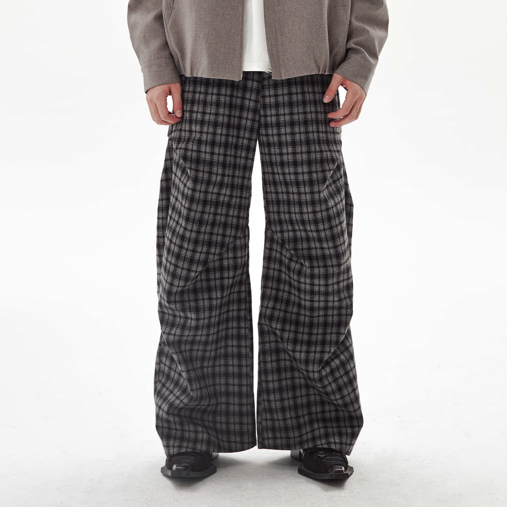 PASET Retro Plaid Folded Straight-Leg Trousers