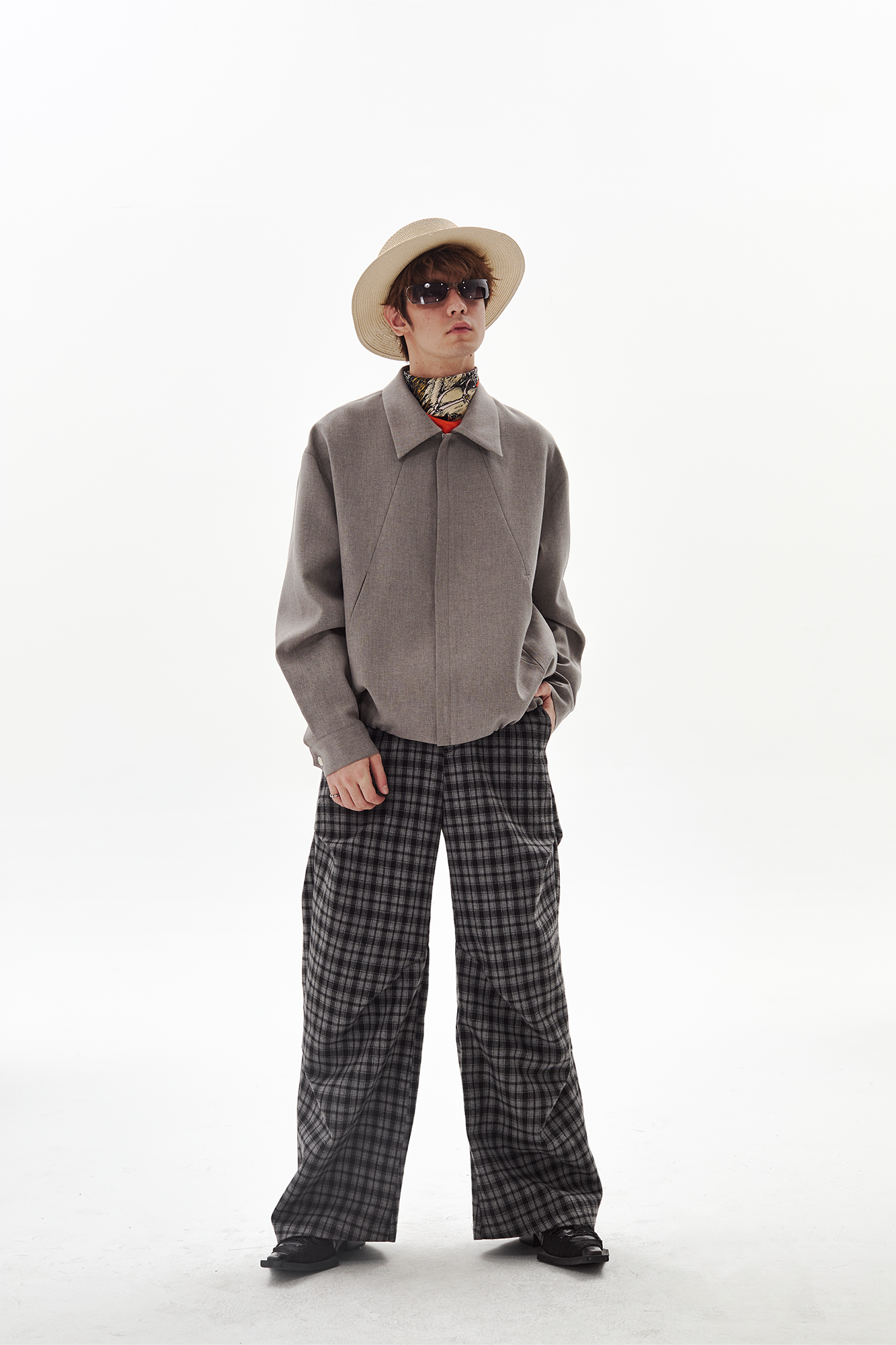 PASET Retro Plaid Folded Straight-Leg Trousers