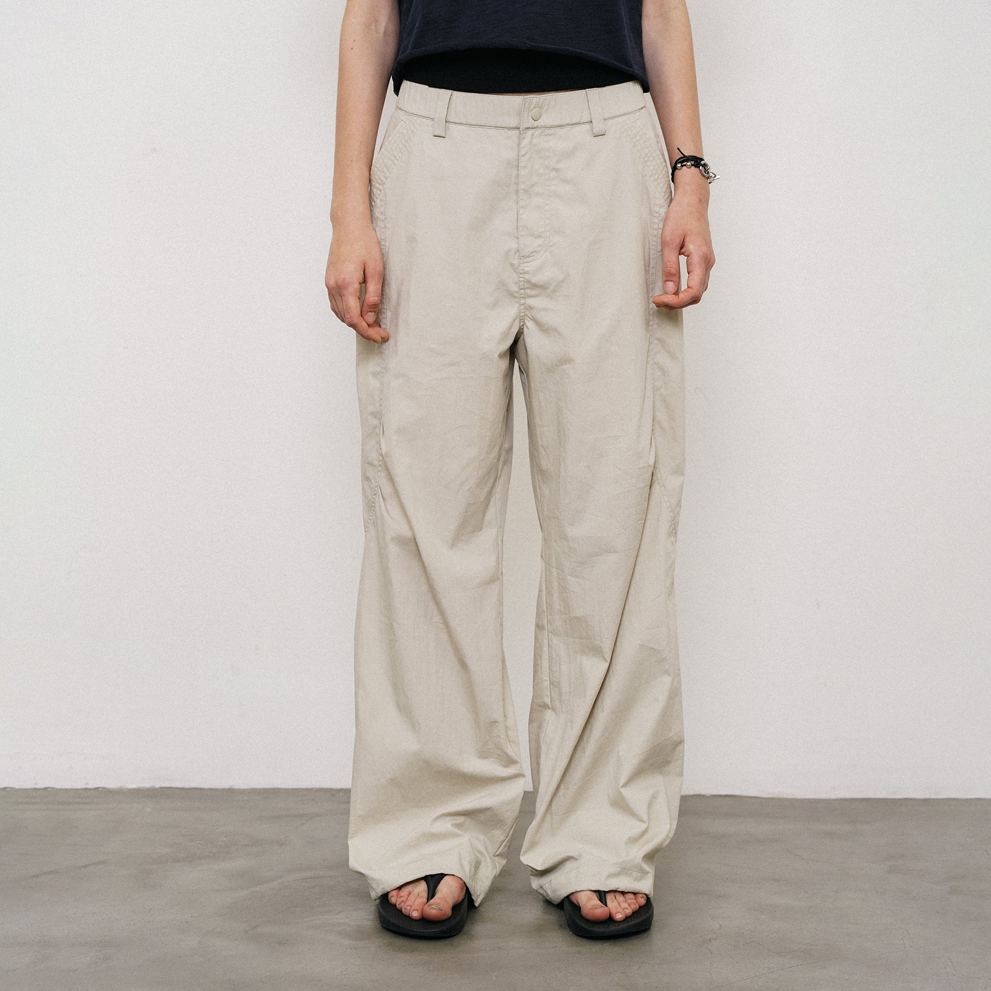 ROARINGWILD A ARCH Essential Drawstring Parachute Pants