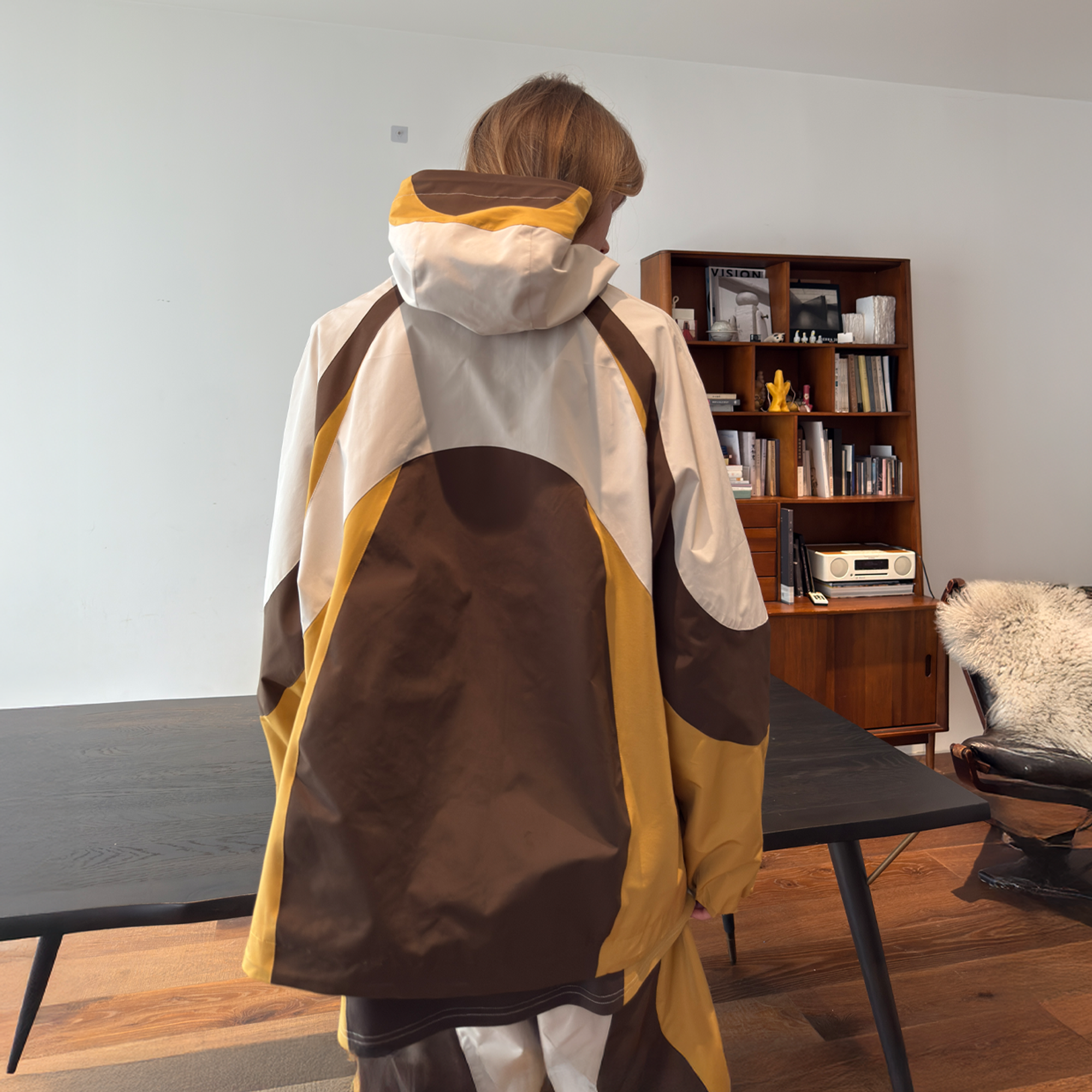 MIICHOUS Contrast Curved Panel Hooded Jacket