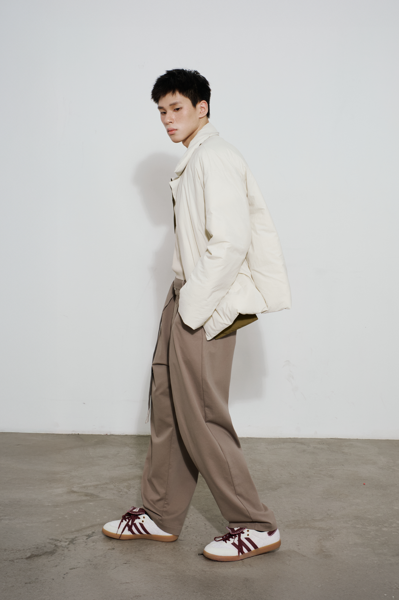 SAME FLOW Layered Contrast Placket Puffer Jacket