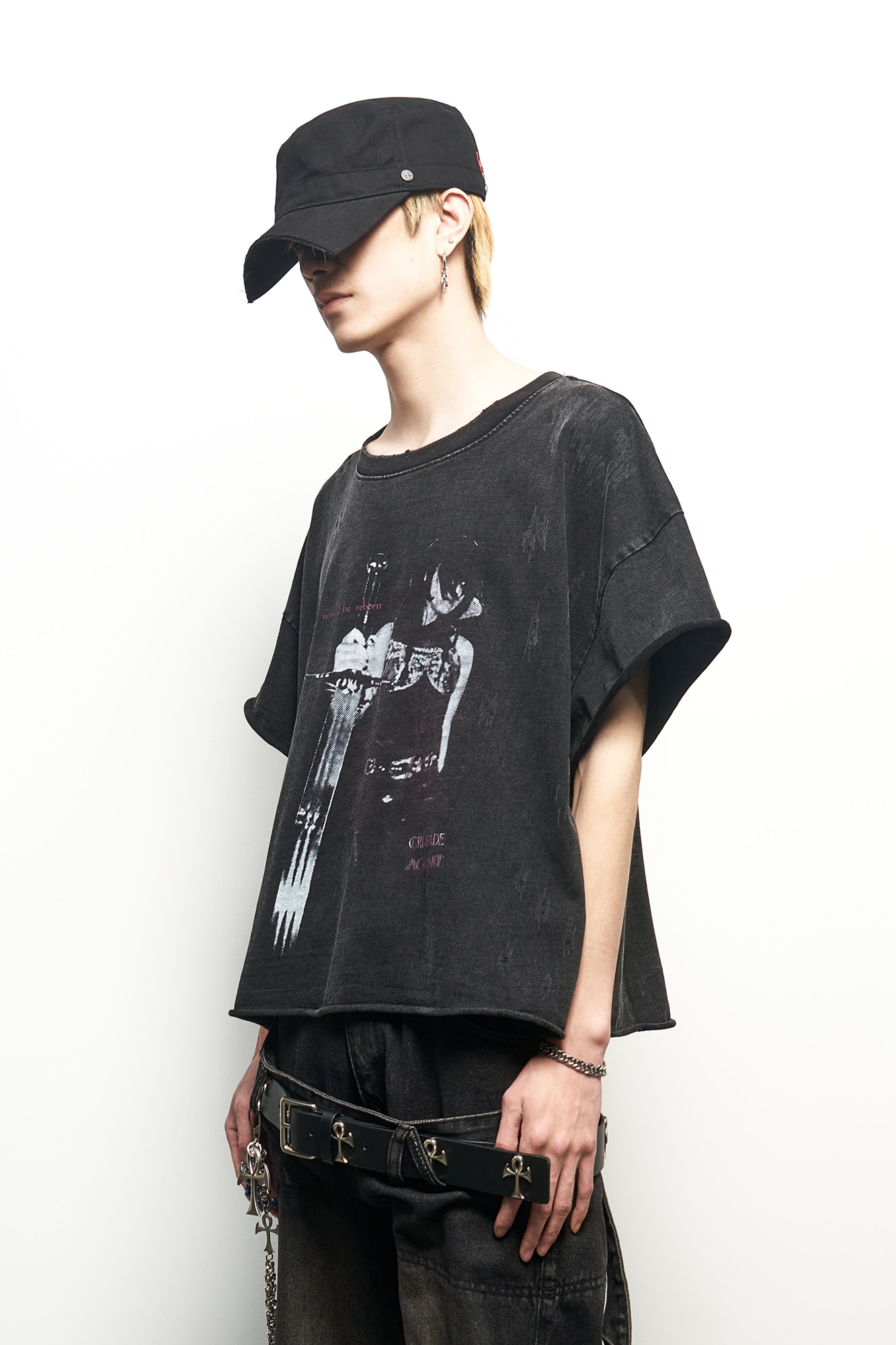 ANTI WAR REVIVAL Retro Distressed Raw Edge T-Shirt