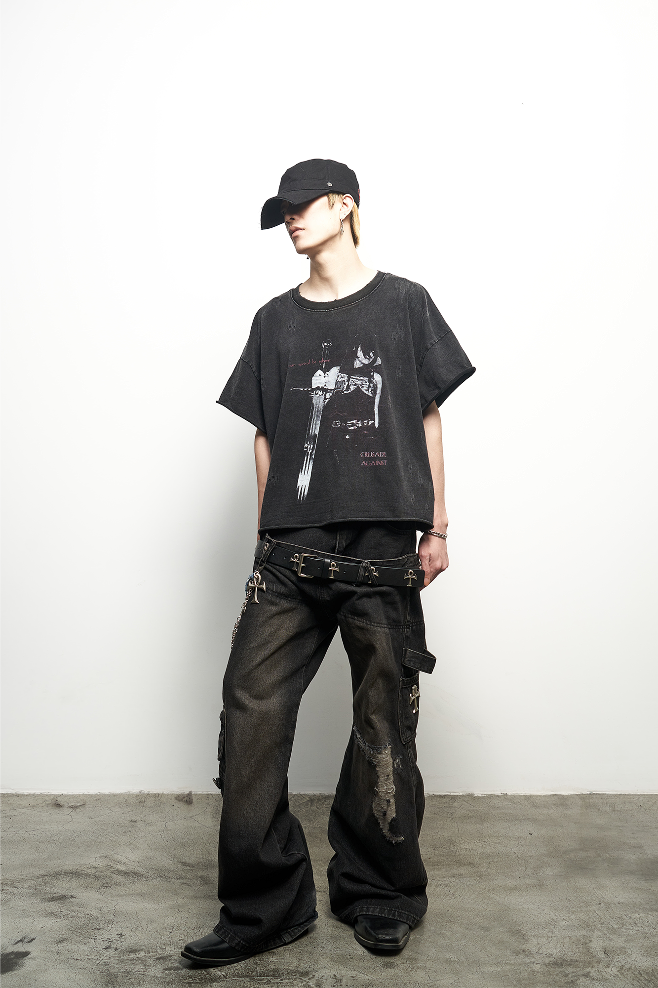 ANTI WAR REVIVAL Retro Distressed Raw Edge T-Shirt