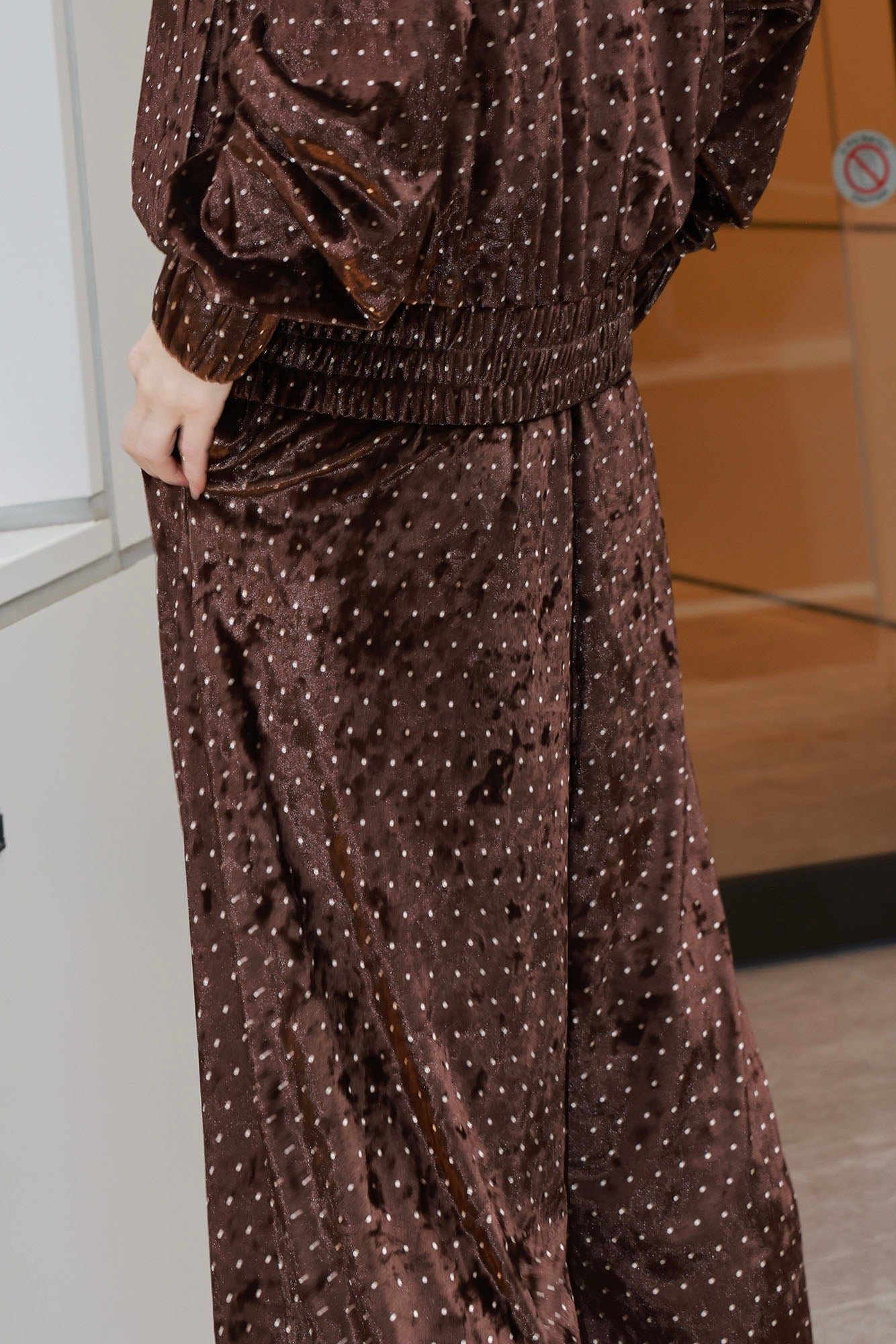 SOURPLUM Retro Polka-Dot Velvet Sweatpants