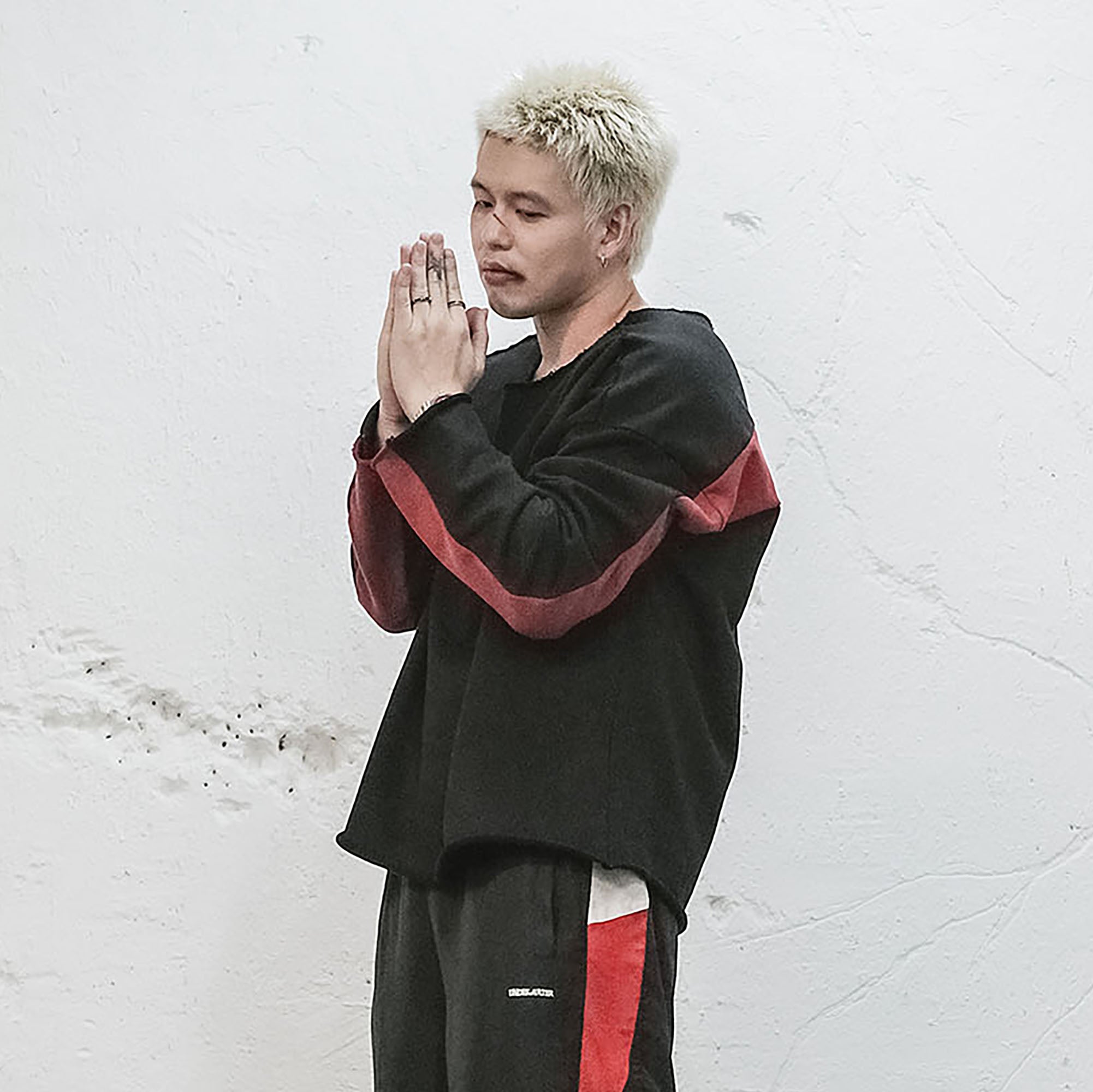 UNDERWATER Bleeding Edge Contrast Panel Sweatshirt