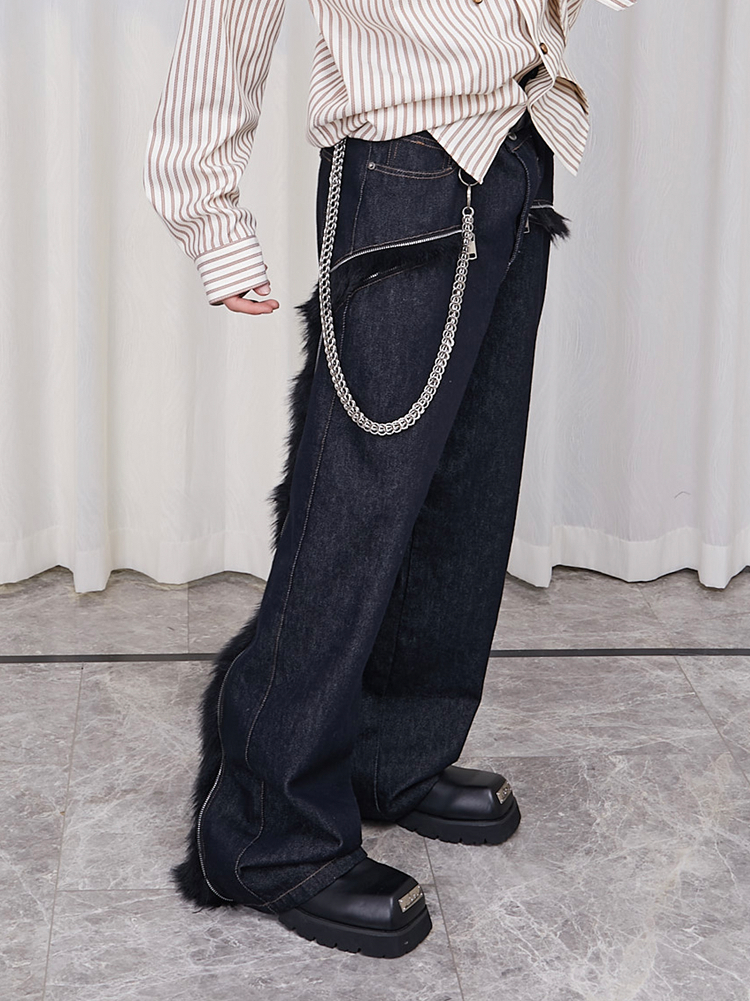 ASSEEN Faux Fur-Spliced Raw Denim Pants