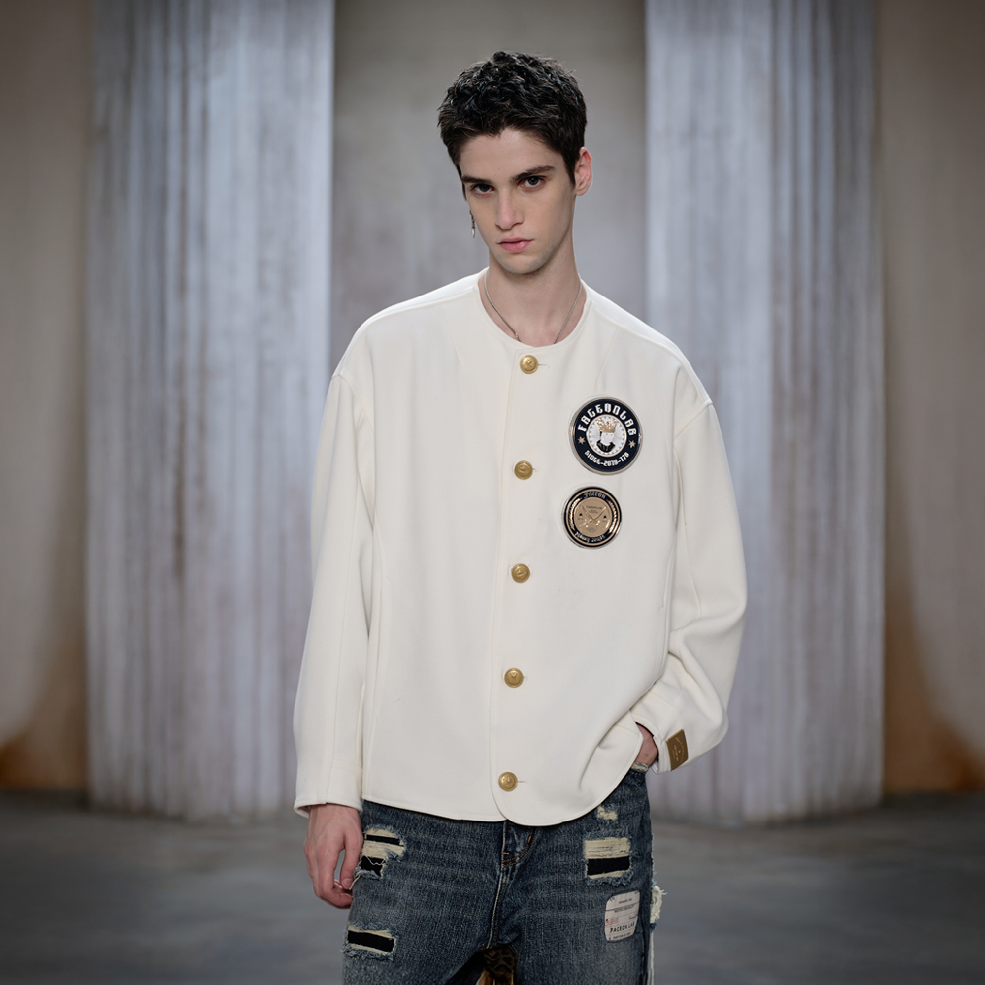 FACEONLAB Essential Badge Crewneck Jacket